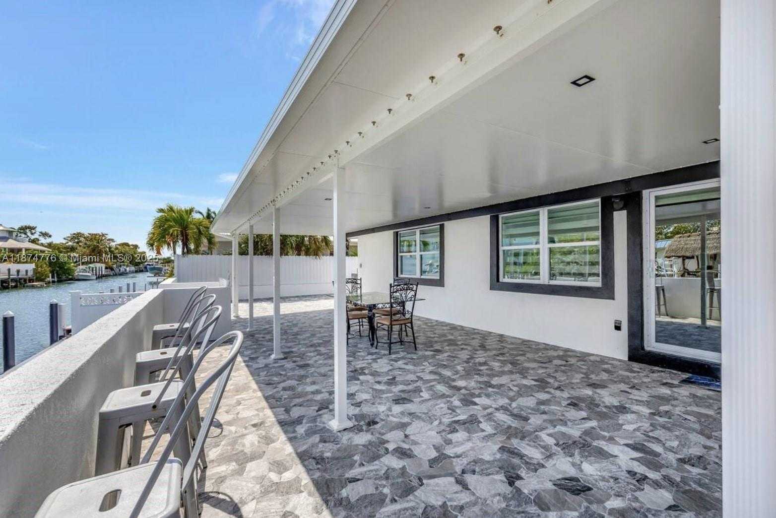 Small Image of 2301 YELLOWTAIL DR, Marathon Number 51