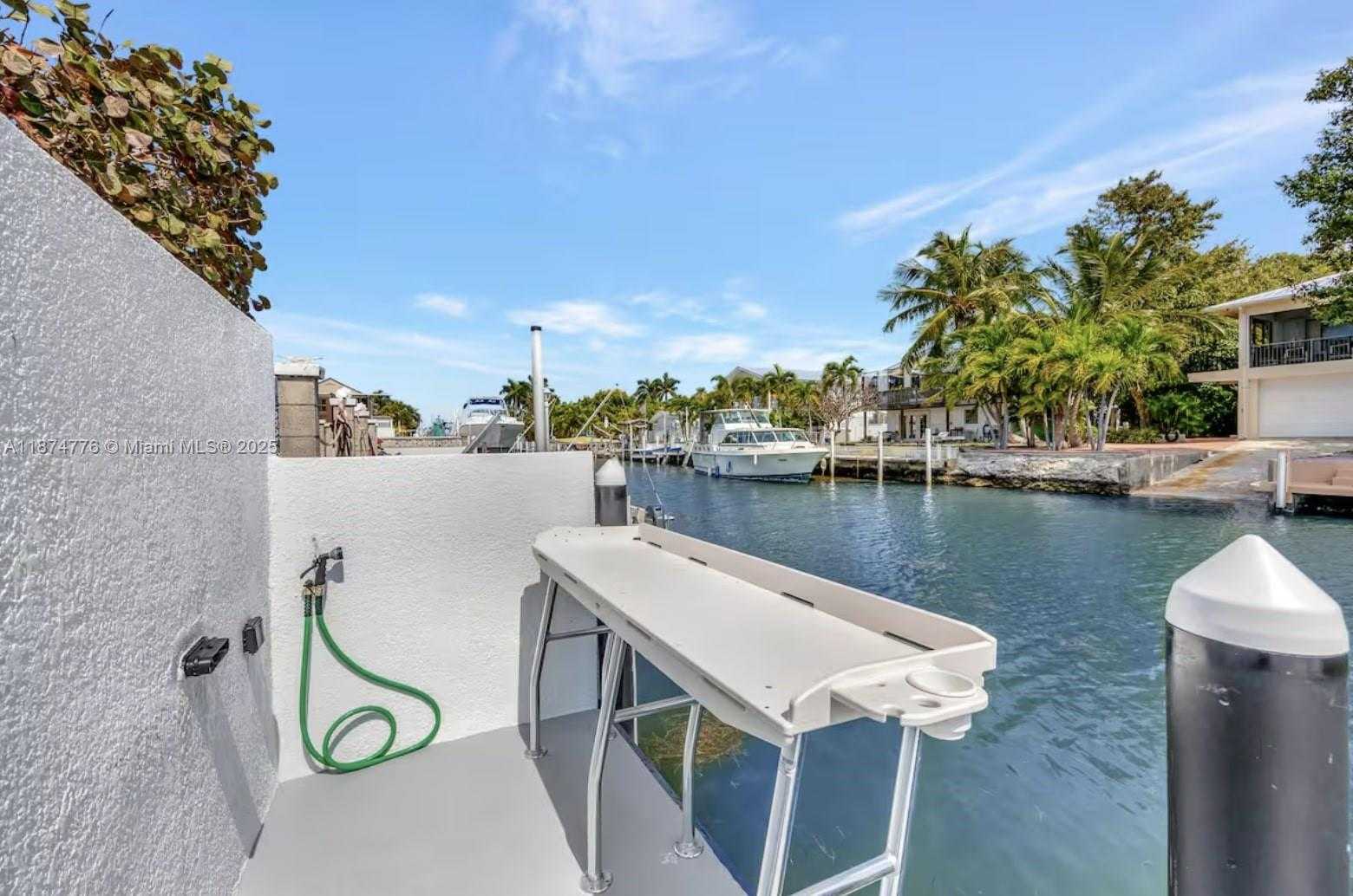 Small Image of 2301 YELLOWTAIL DR, Marathon Number 63
