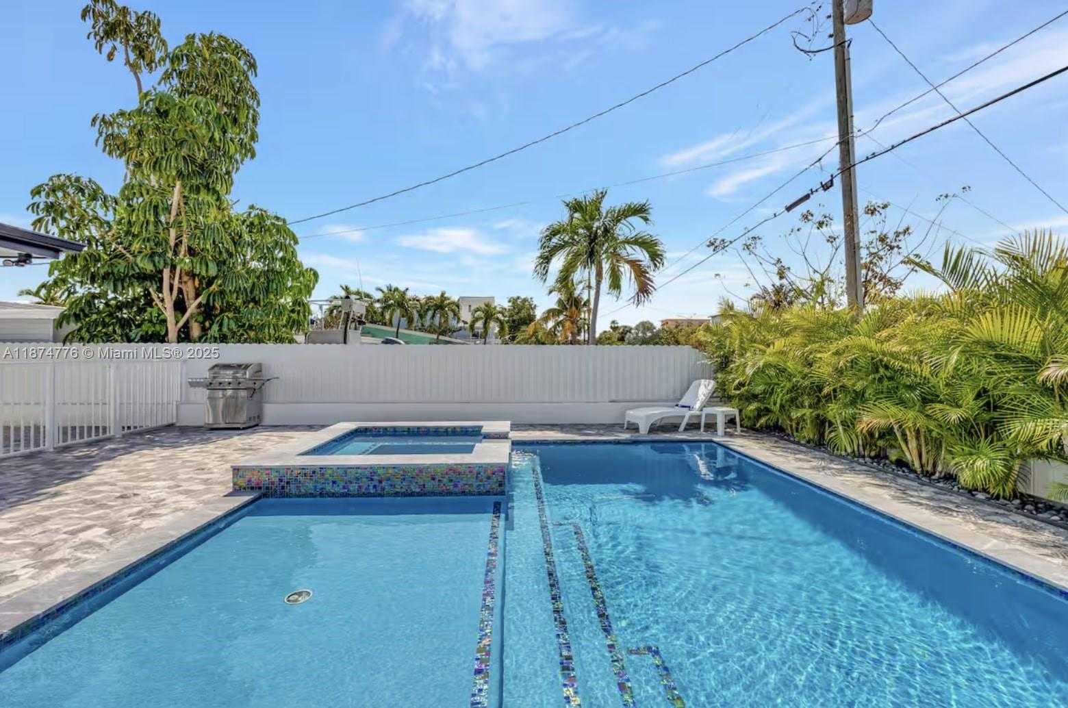 Small Image of 2301 YELLOWTAIL DR, Marathon Number 70