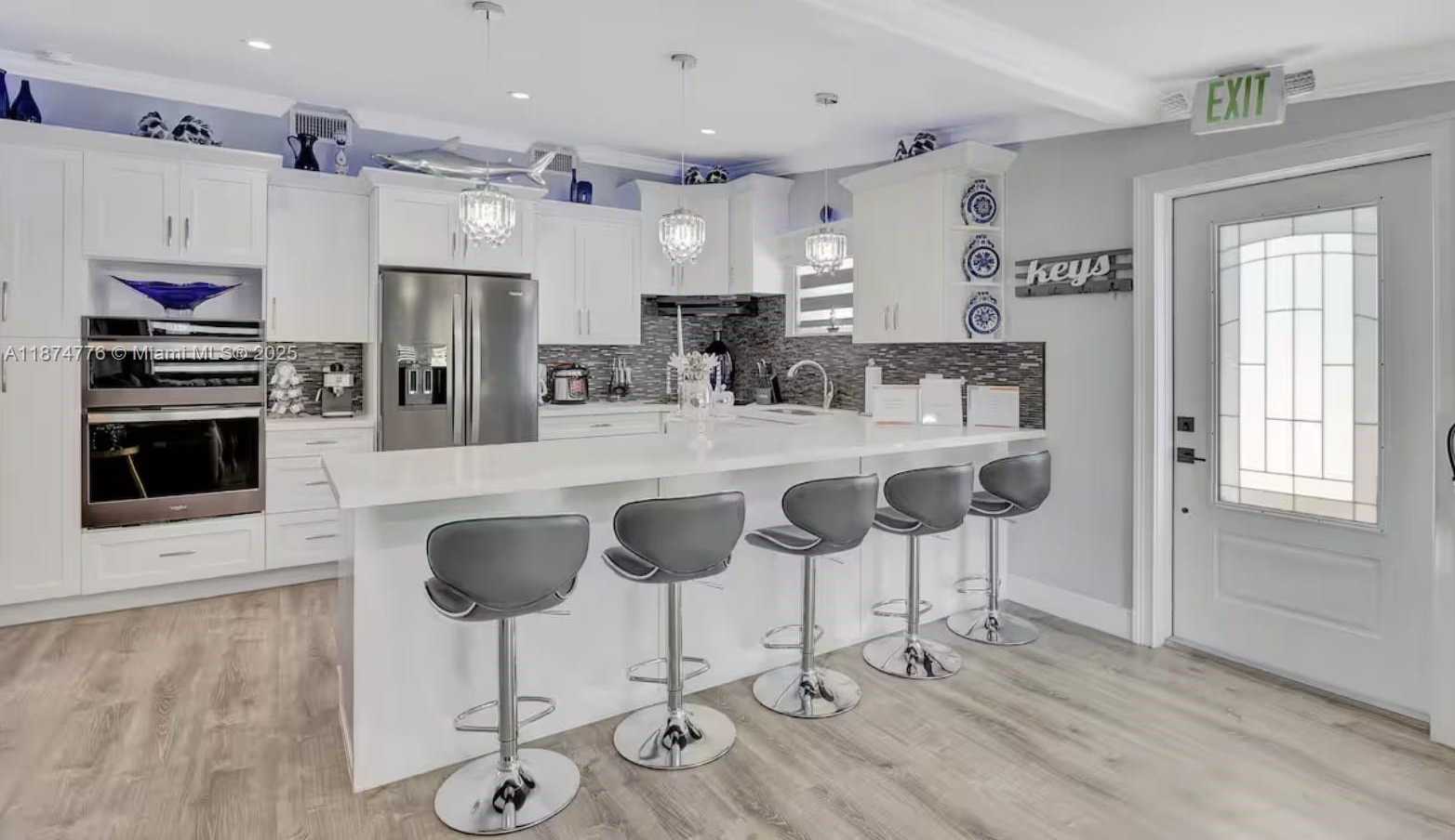Small Image of 2301 YELLOWTAIL DR, Marathon Number 8