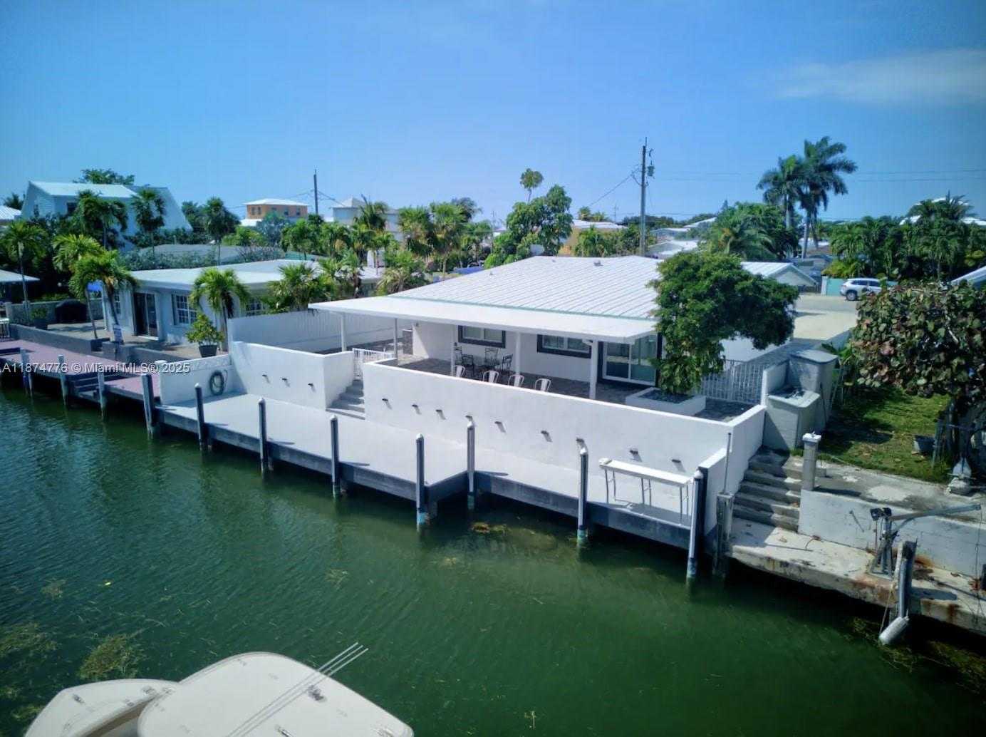 Small Image of 2301 YELLOWTAIL DR, Marathon Number 87