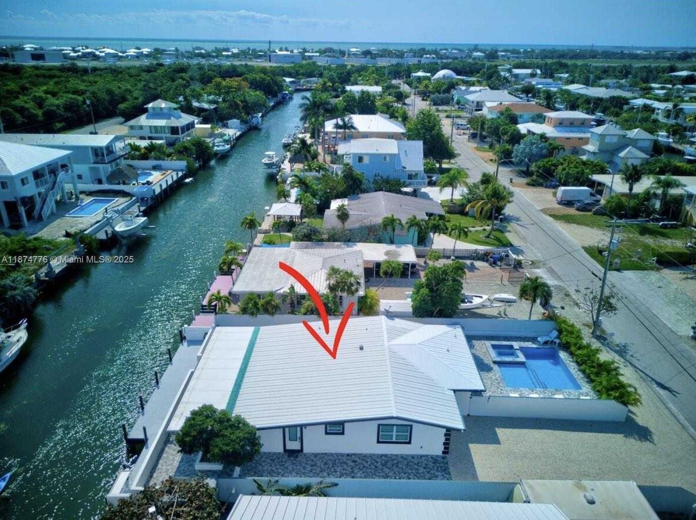 Small Image of 2301 YELLOWTAIL DR, Marathon Number 92