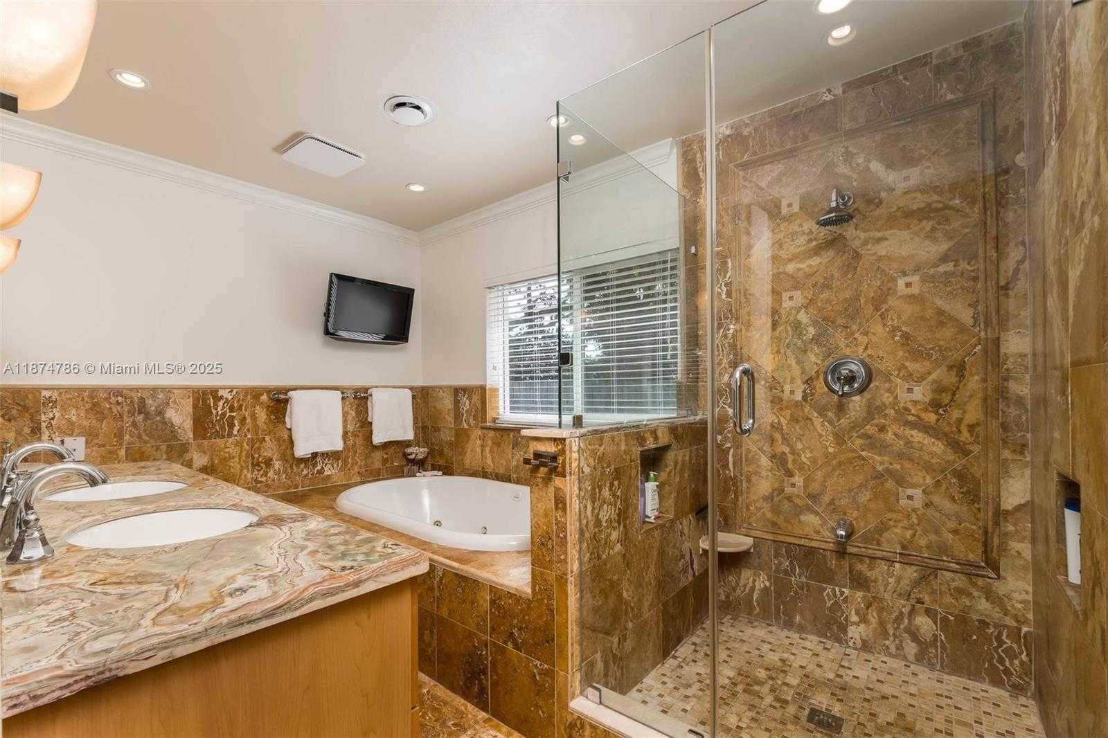 Small Image of 16081 SOUTH WEST 86TH AVE, Palmetto Bay Number 13