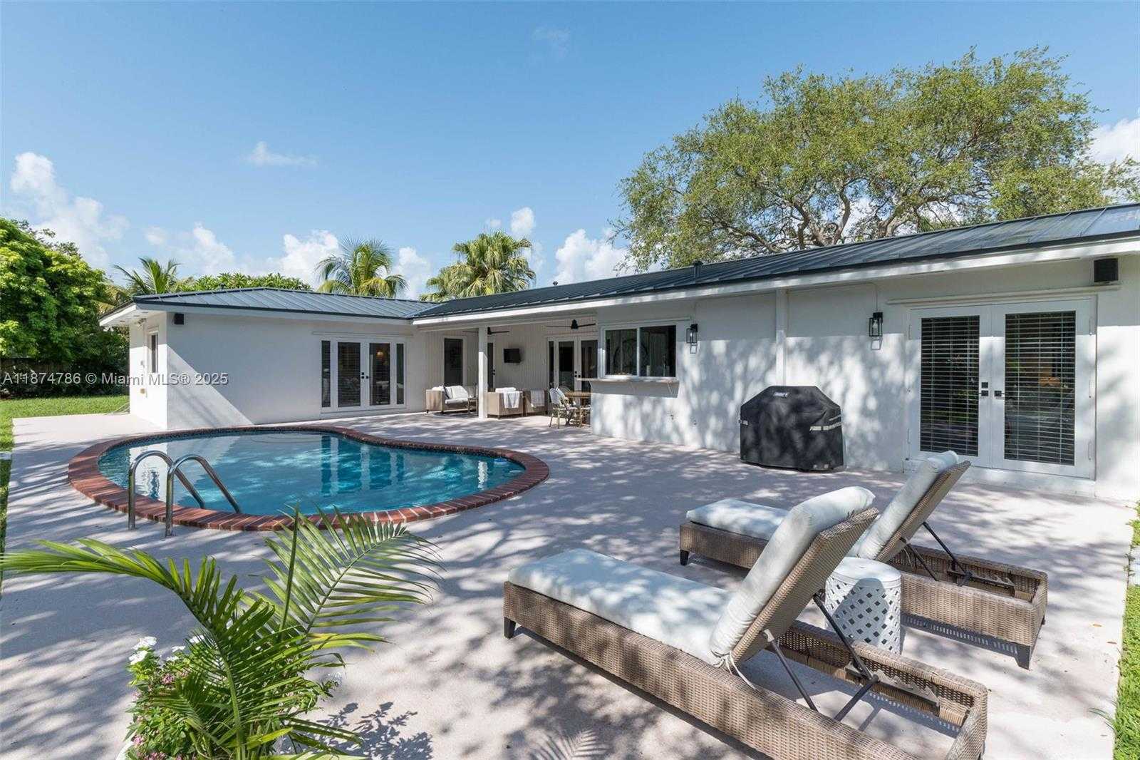 Small Image of 16081 SOUTH WEST 86TH AVE, Palmetto Bay Number 19