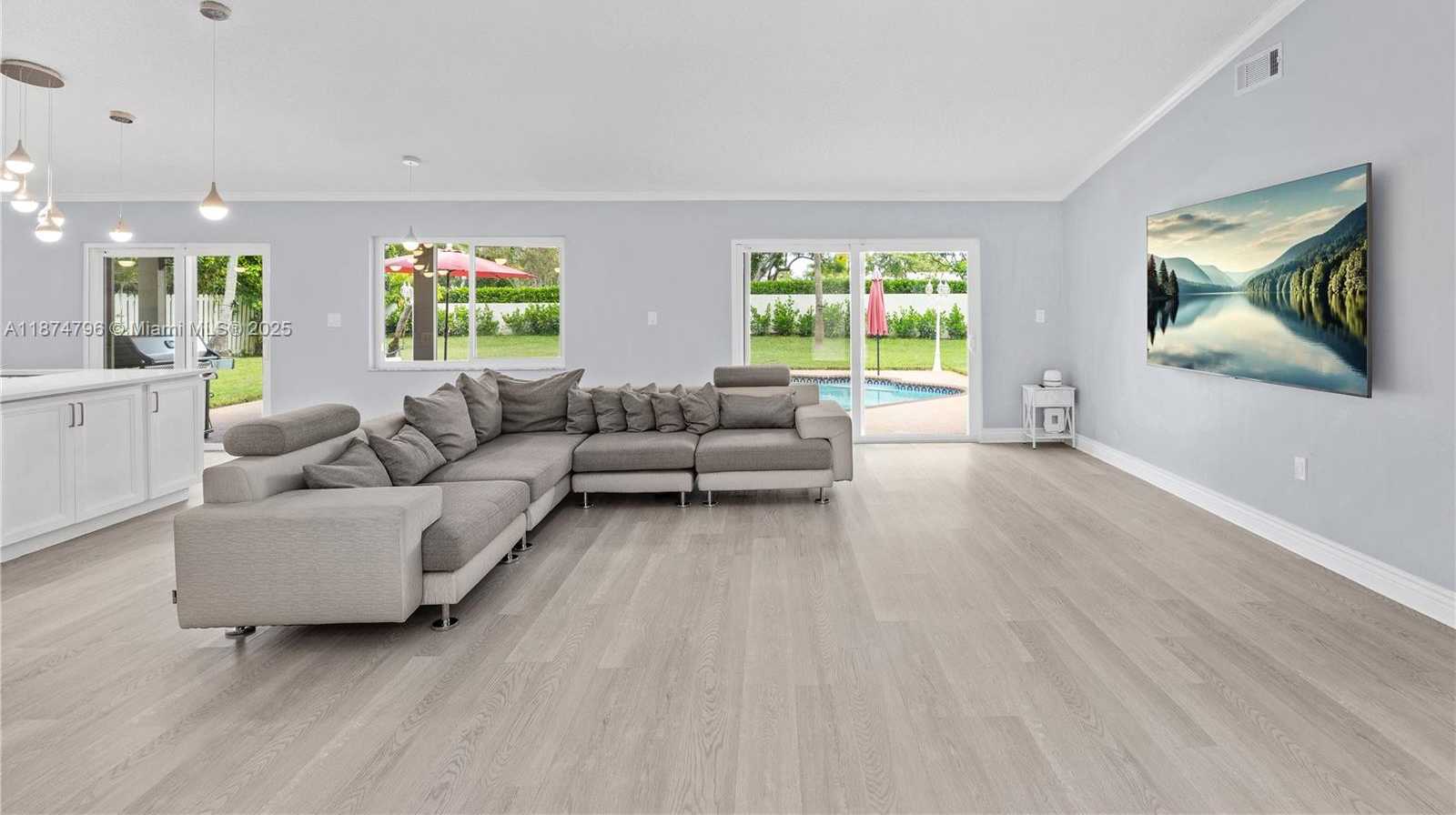Small Image of 14621 MADISON PL, Davie Number 11
