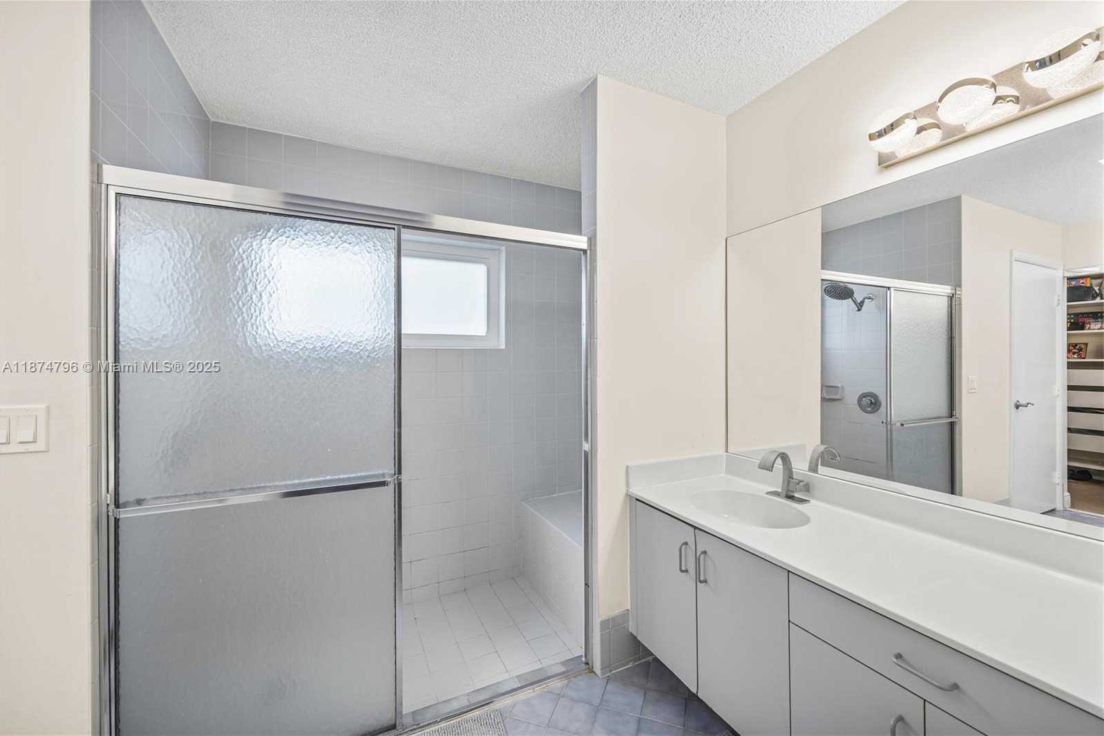 Small Image of 14621 MADISON PL, Davie Number 20
