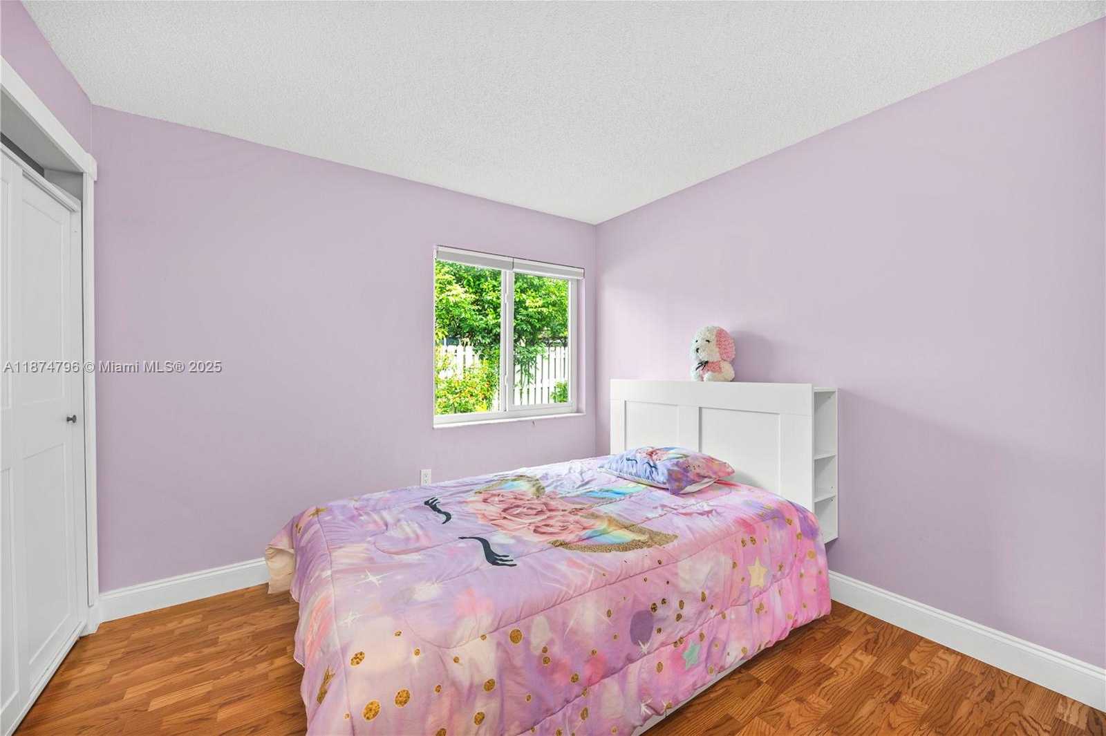 Small Image of 14621 MADISON PL, Davie Number 27