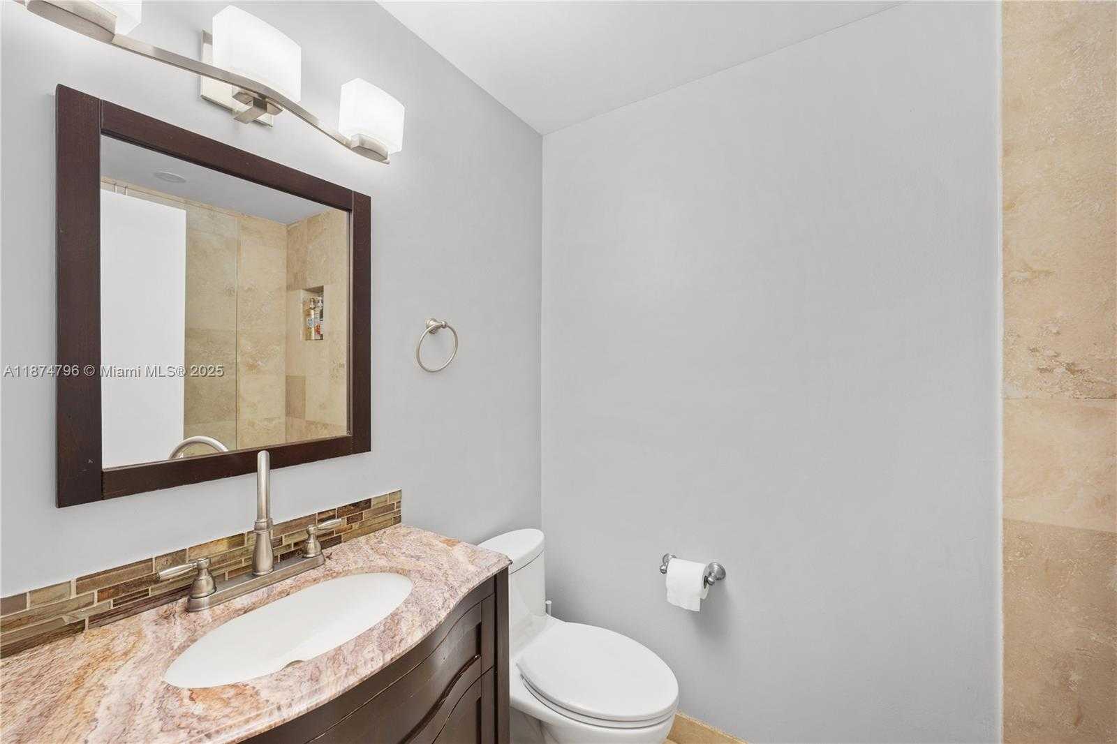 Small Image of 14621 MADISON PL, Davie Number 29