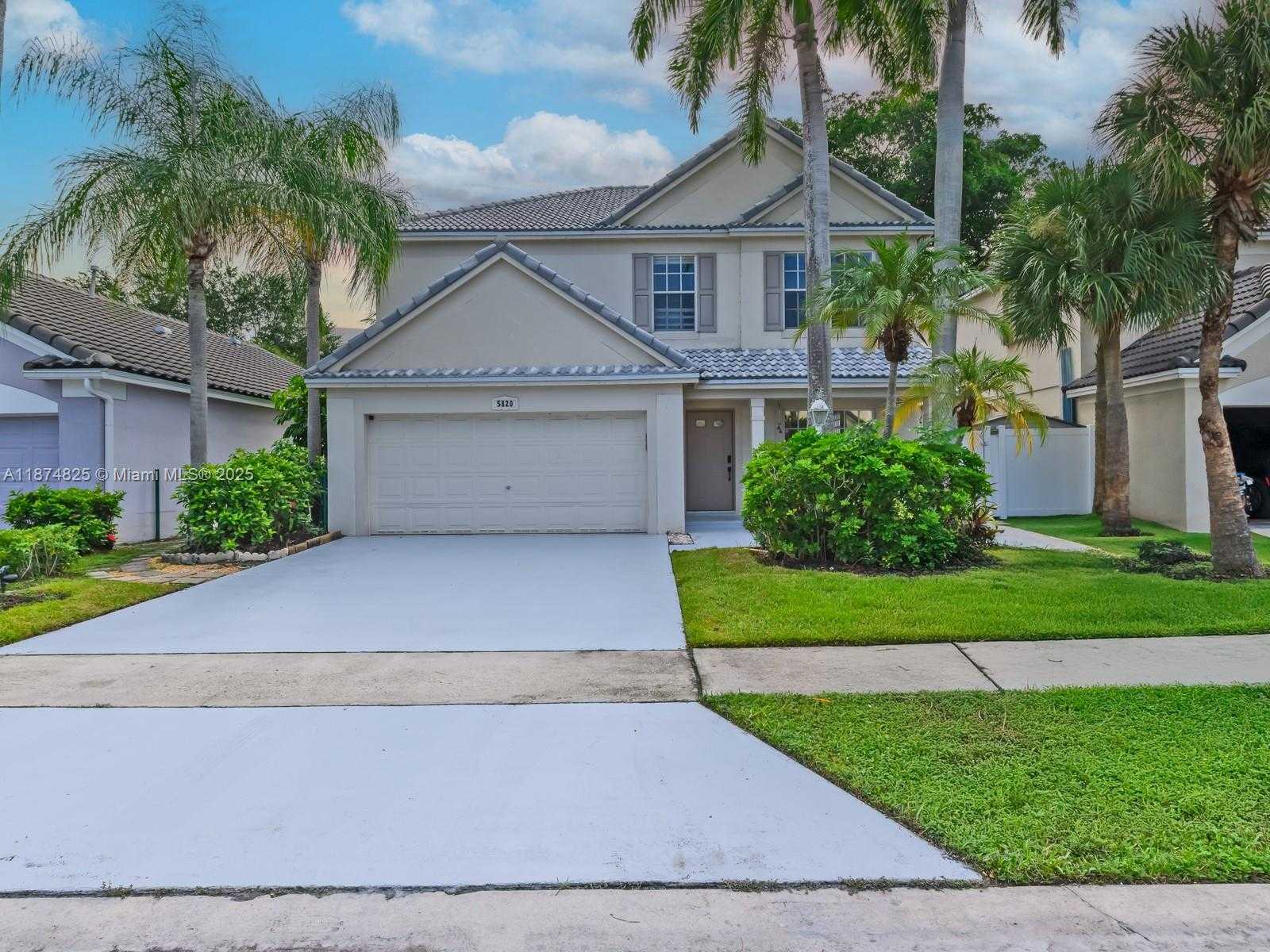 Small Image of 5820 NORTH PLUM BAY PKWY, Tamarac Number 2