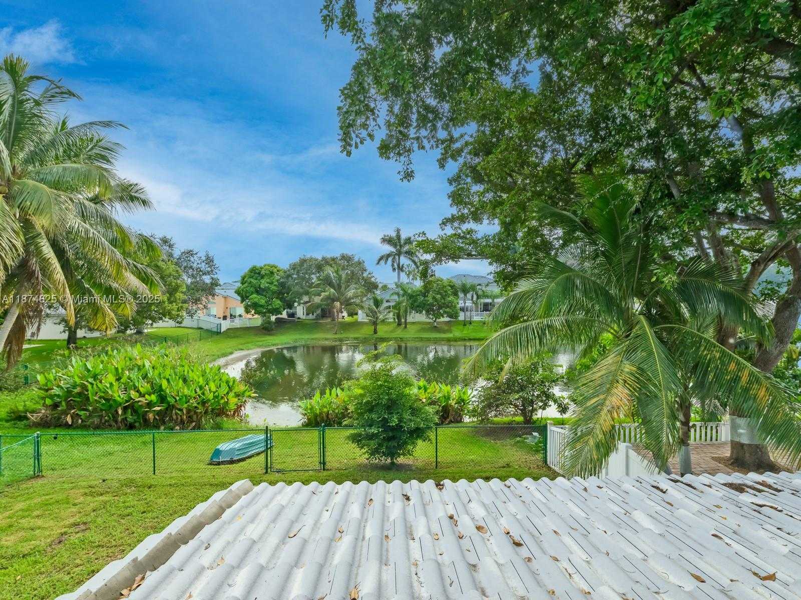 Small Image of 5820 NORTH PLUM BAY PKWY, Tamarac Number 29