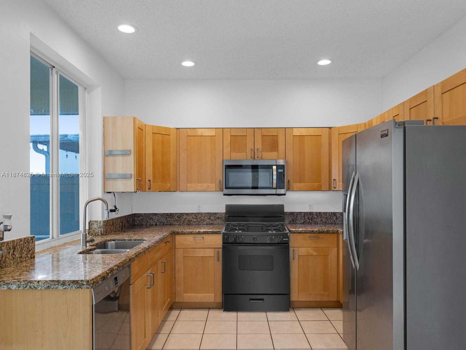 Small Image of 5820 NORTH PLUM BAY PKWY, Tamarac Number 4