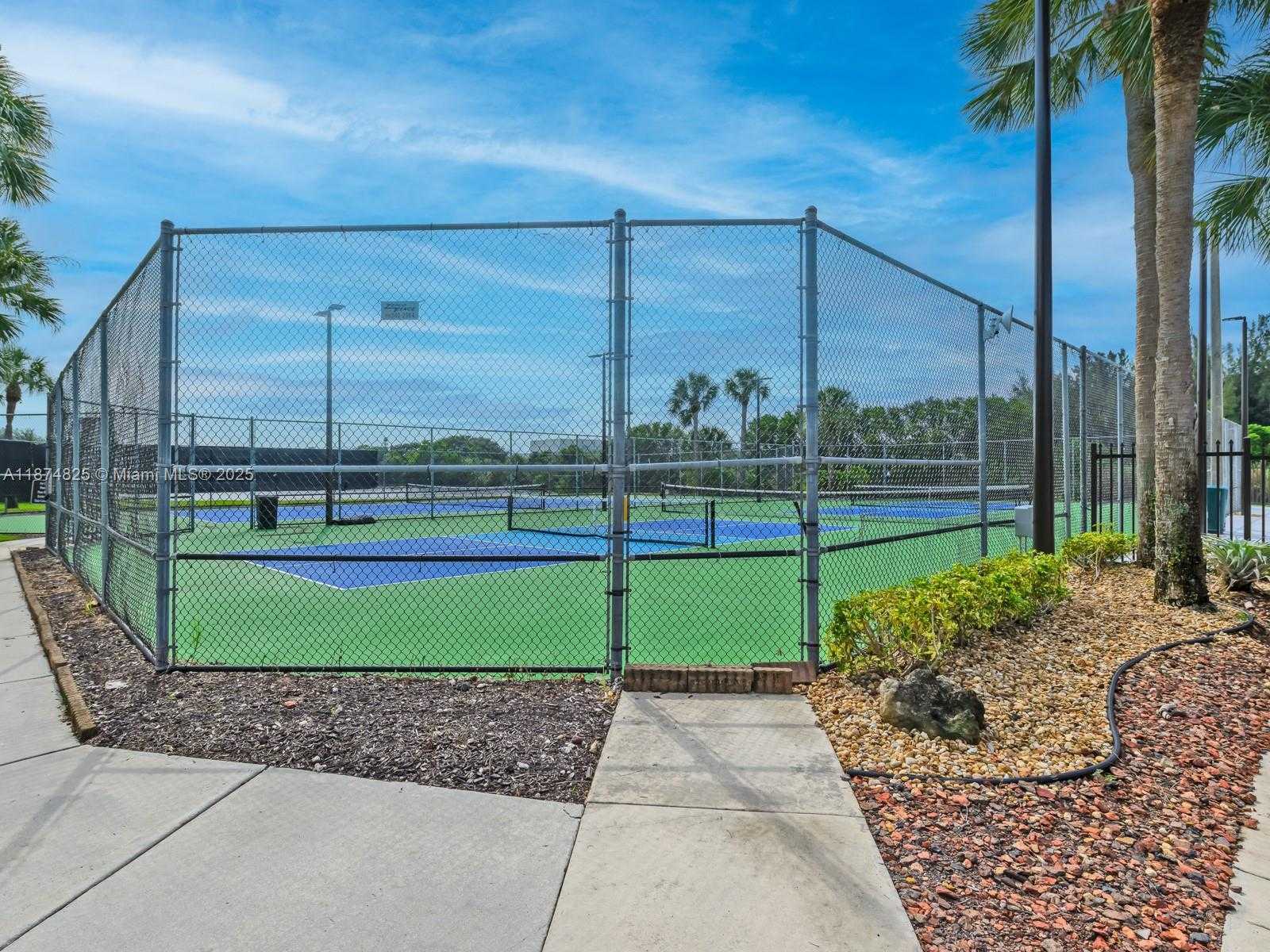 Small Image of 5820 NORTH PLUM BAY PKWY, Tamarac Number 45