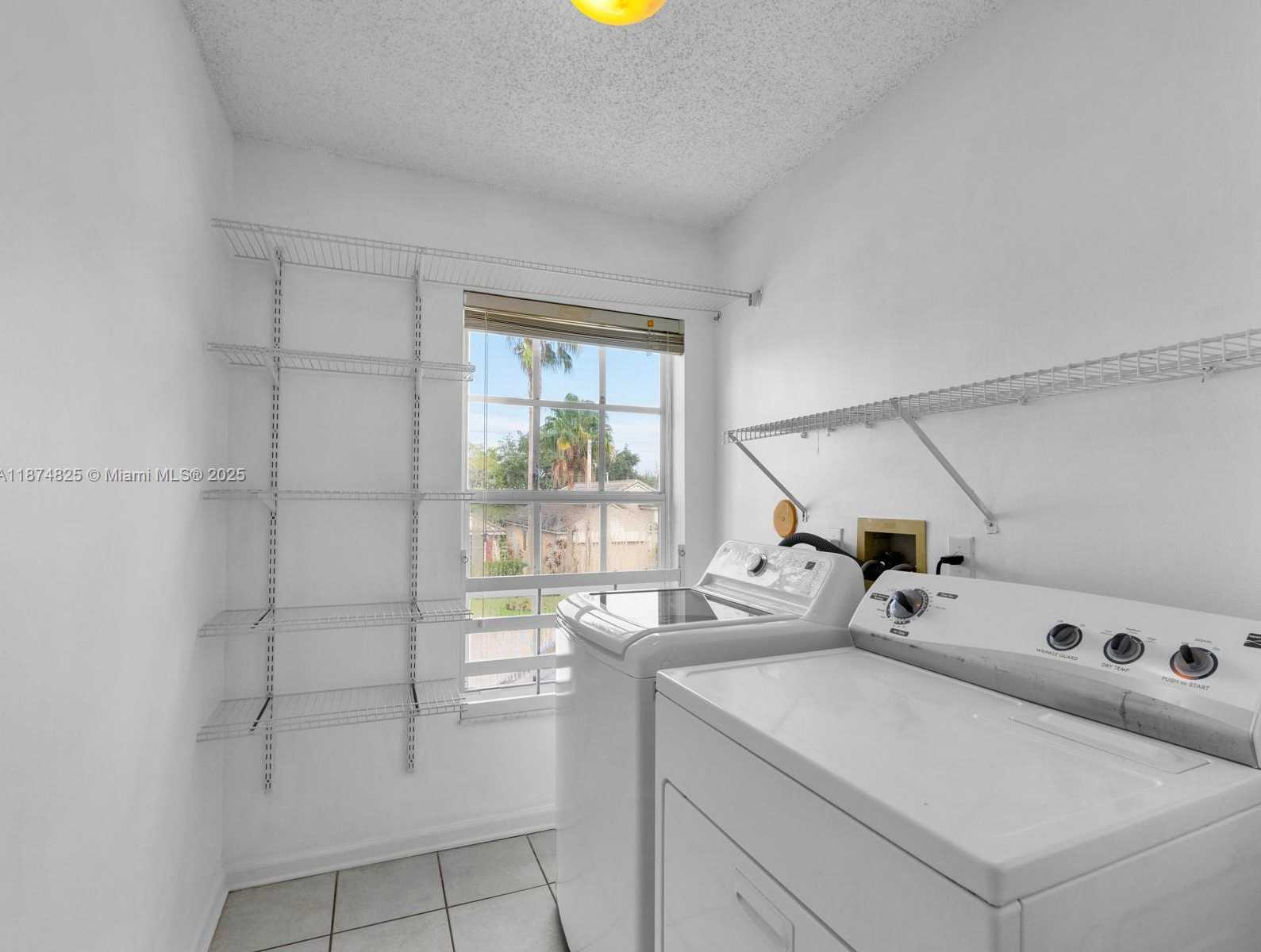 Small Image of 5820 NORTH PLUM BAY PKWY, Tamarac Number 7