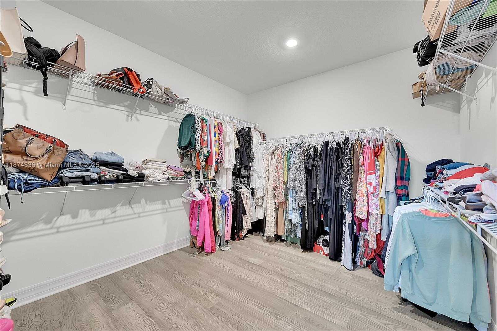 Small Image of 2340 ROLLINGWOOD CT, Oakland Park Number 14