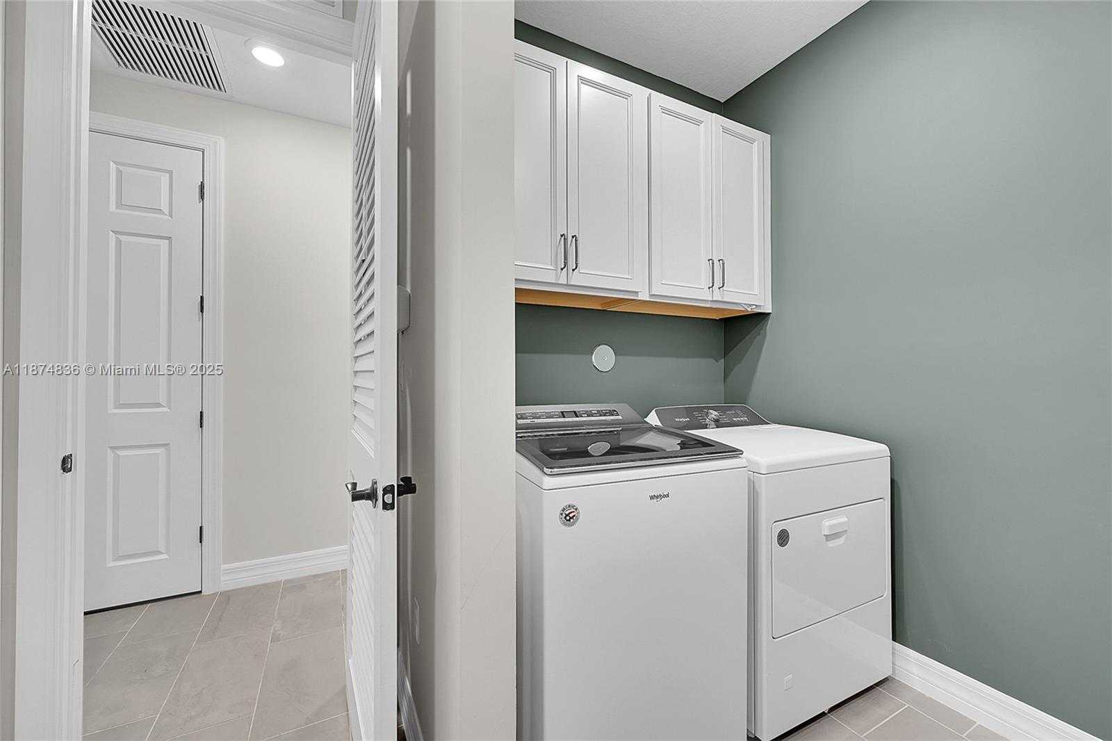 Small Image of 2340 ROLLINGWOOD CT, Oakland Park Number 16