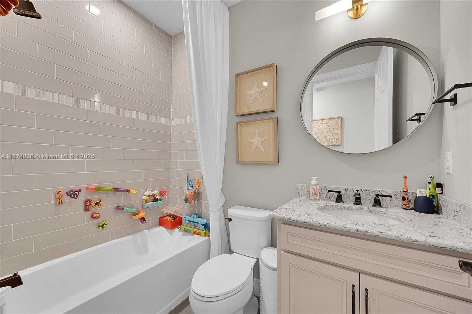Small Image of 2340 ROLLINGWOOD CT, Oakland Park Number 17