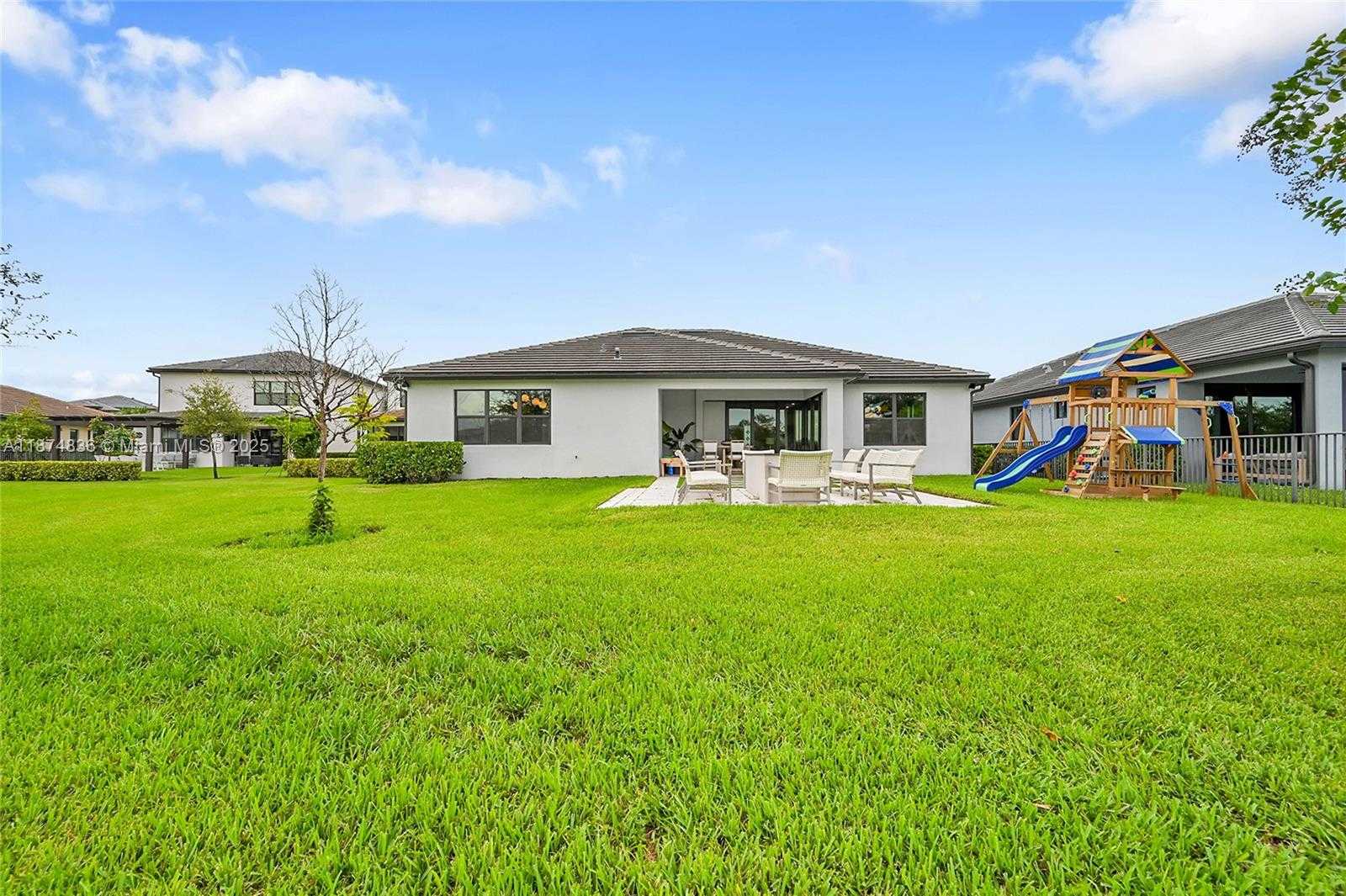 Small Image of 2340 ROLLINGWOOD CT, Oakland Park Number 21