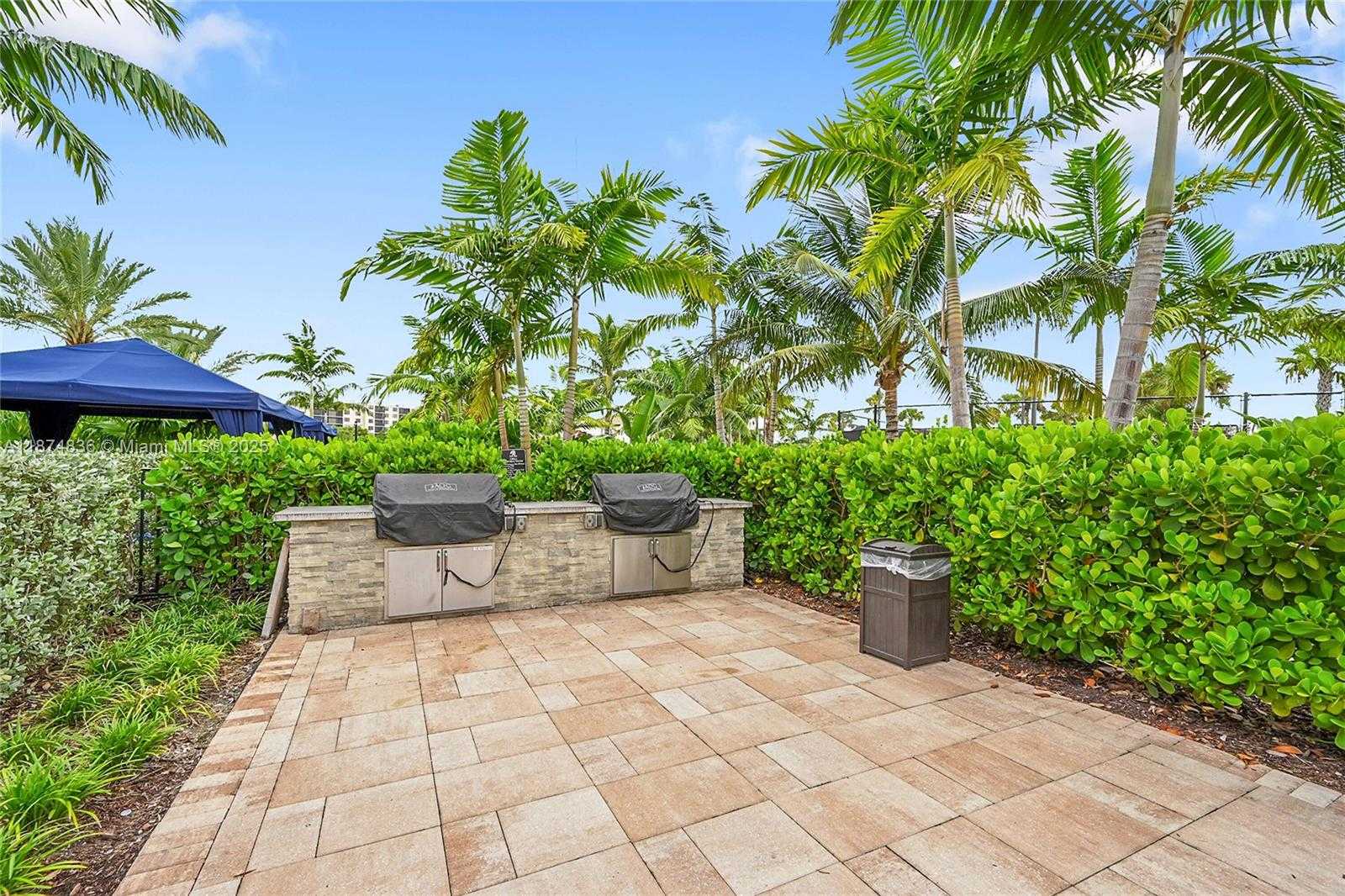 Small Image of 2340 ROLLINGWOOD CT, Oakland Park Number 22