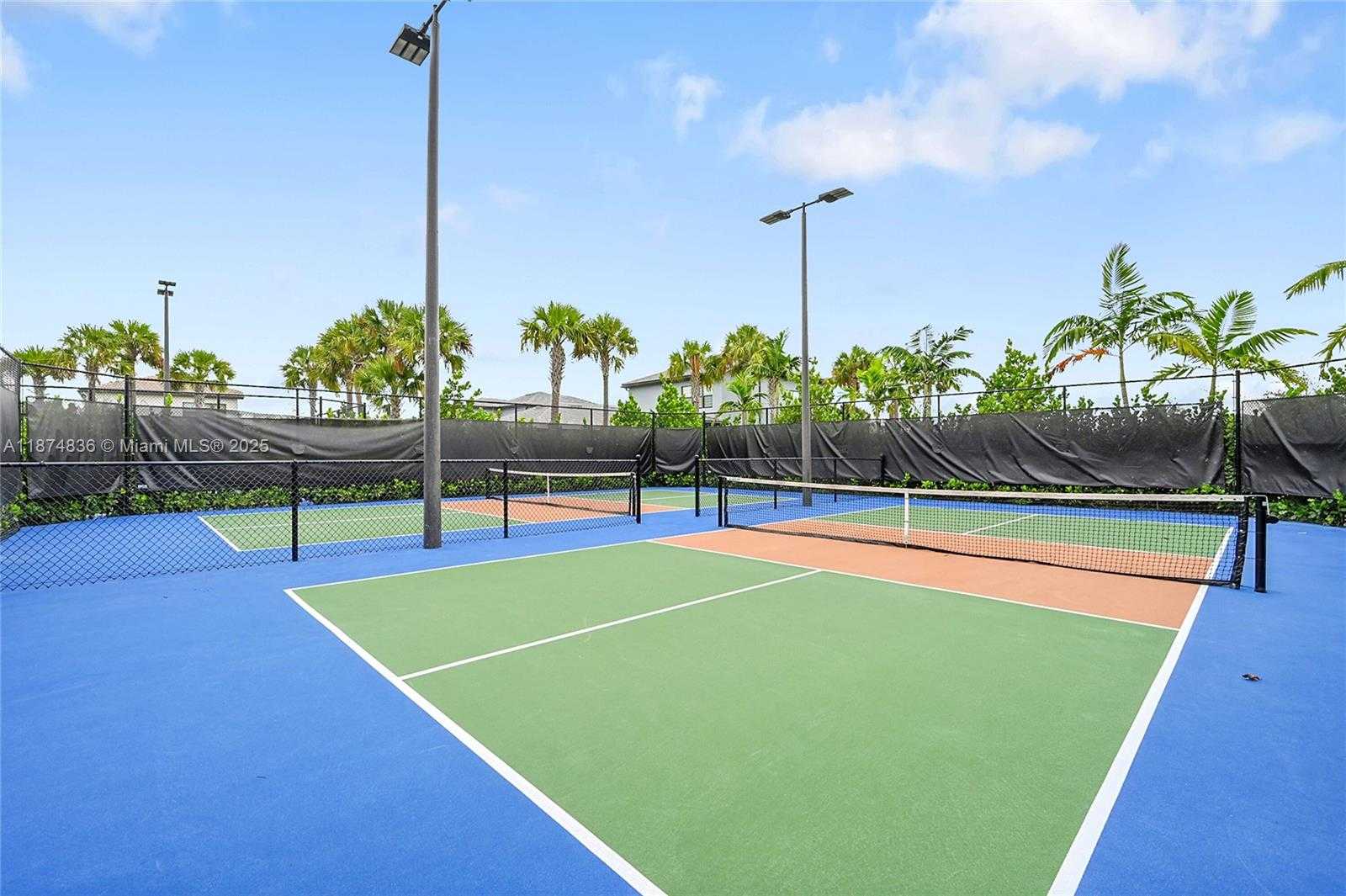 Small Image of 2340 ROLLINGWOOD CT, Oakland Park Number 23