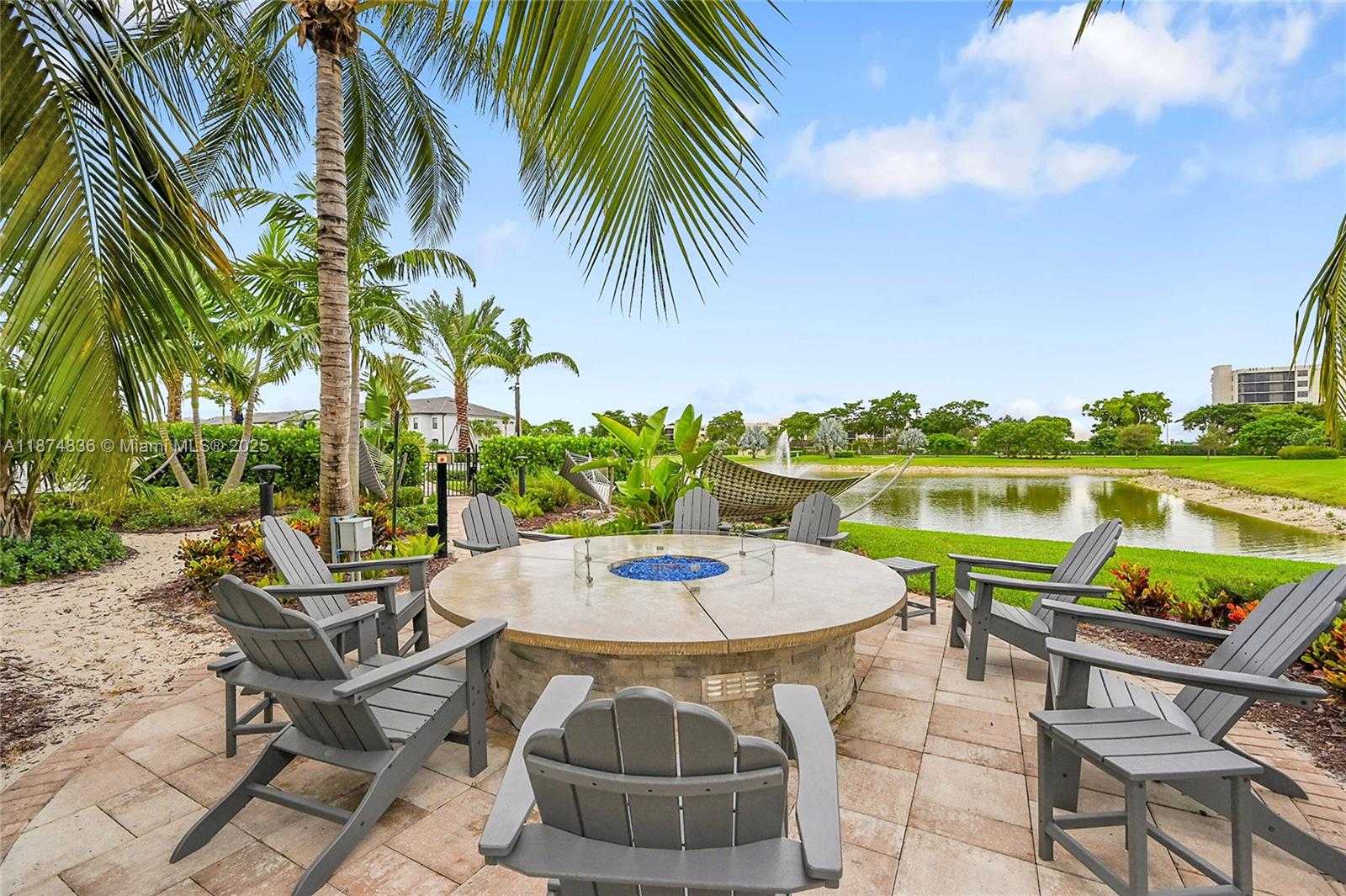 Small Image of 2340 ROLLINGWOOD CT, Oakland Park Number 25