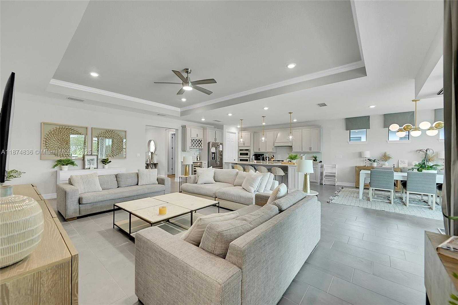 Small Image of 2340 ROLLINGWOOD CT, Oakland Park Number 5