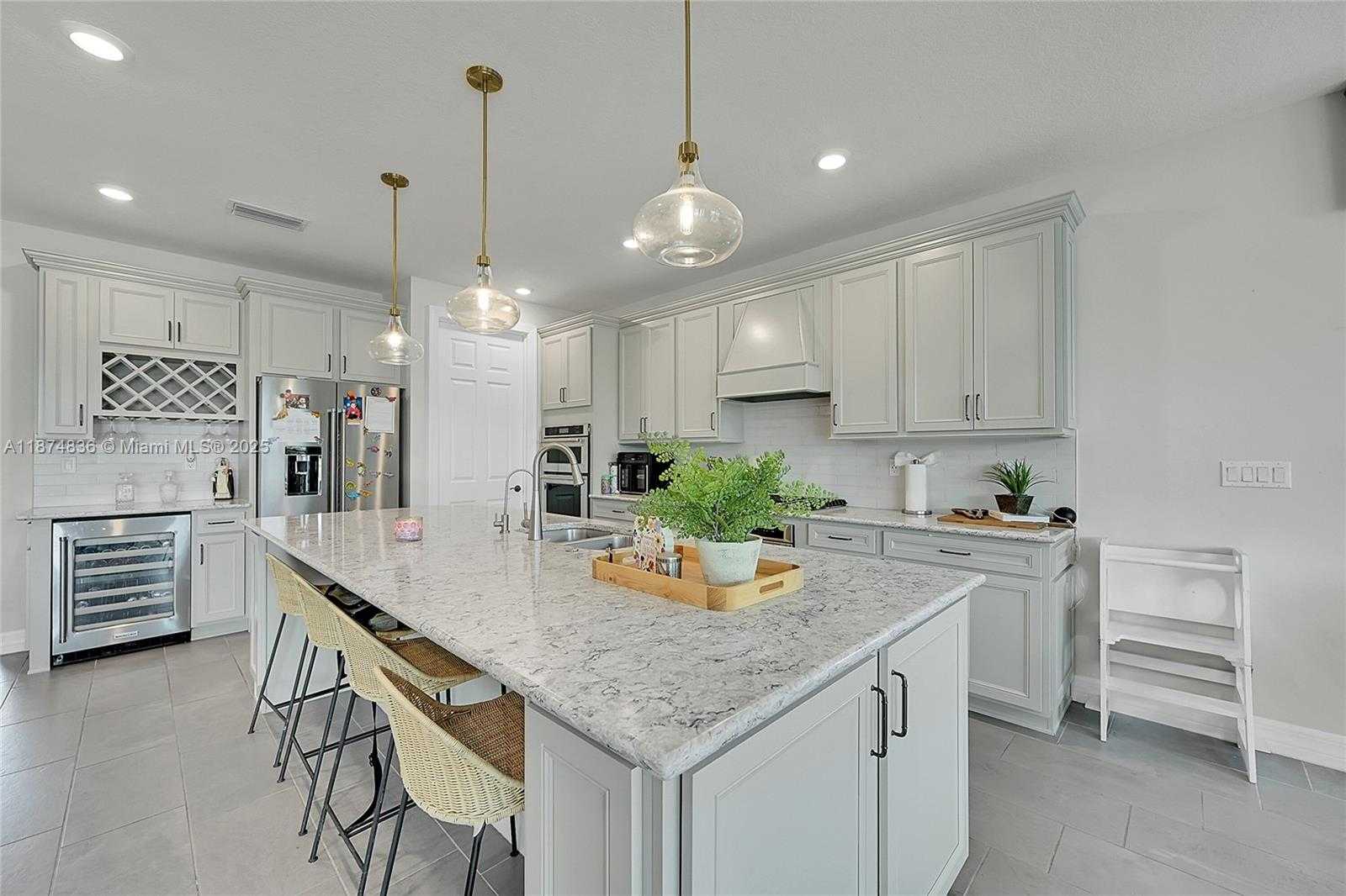 Small Image of 2340 ROLLINGWOOD CT, Oakland Park Number 6