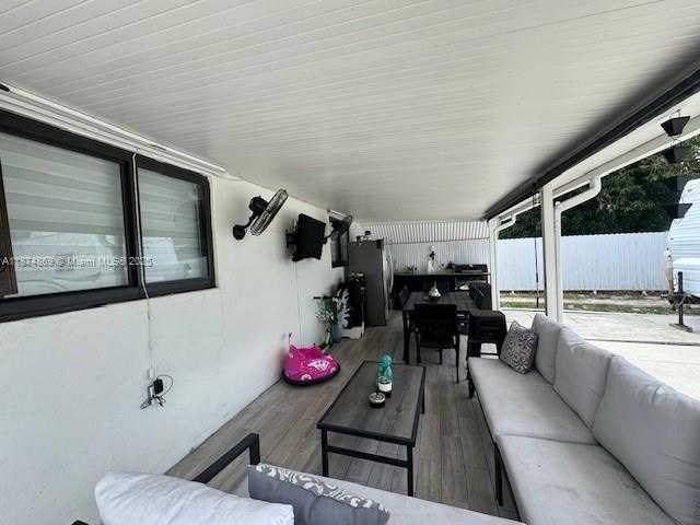 Small Image of 3442 NORTH WEST 182ND ST, Miami Gardens Number 30