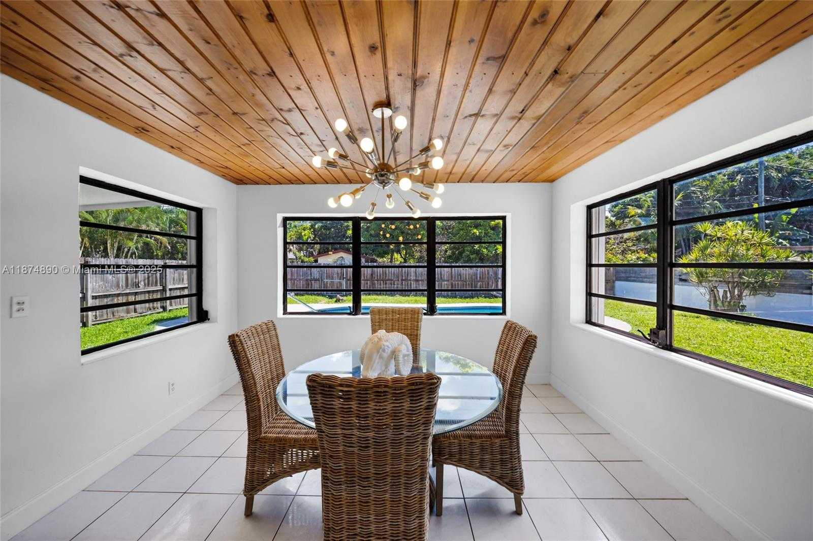 Small Image of 1105 NORTH 31ST CT, Hollywood Number 10
