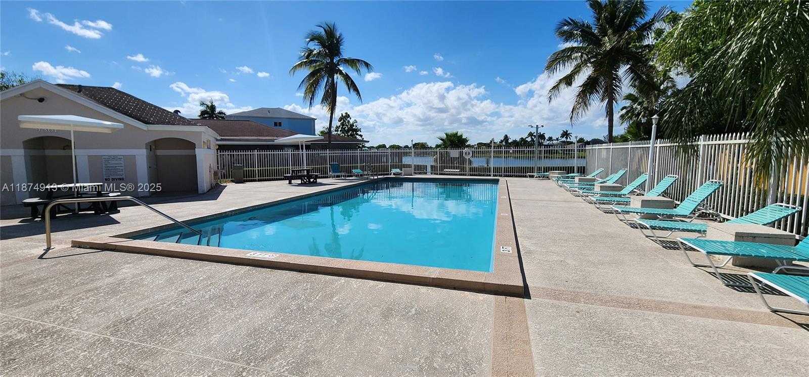 Small Image of 9829 SOUTH WEST 221ST ST, Cutler Bay Number 28