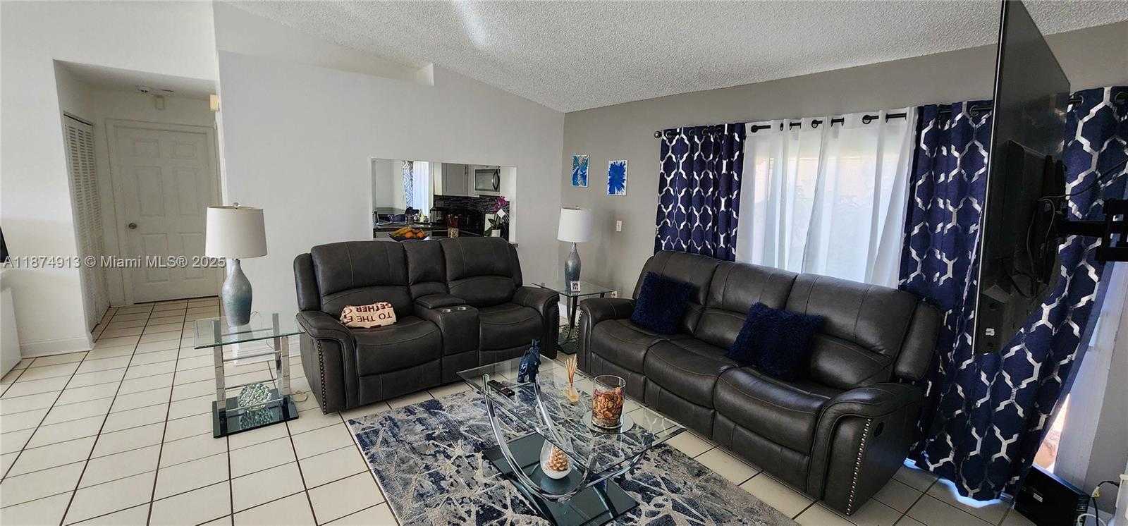 Small Image of 9829 SOUTH WEST 221ST ST, Cutler Bay Number 5