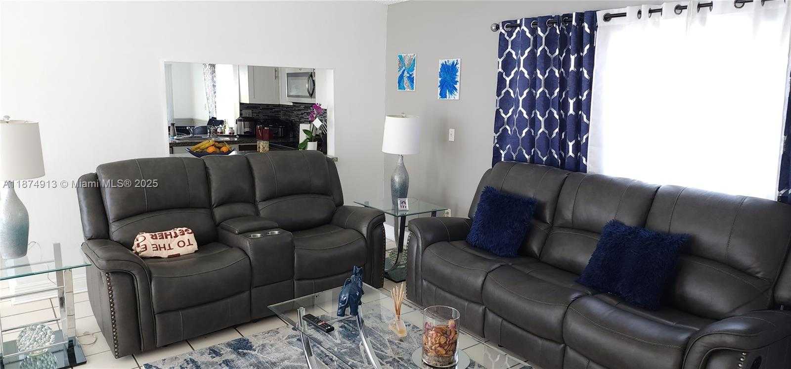 Small Image of 9829 SOUTH WEST 221ST ST, Cutler Bay Number 6