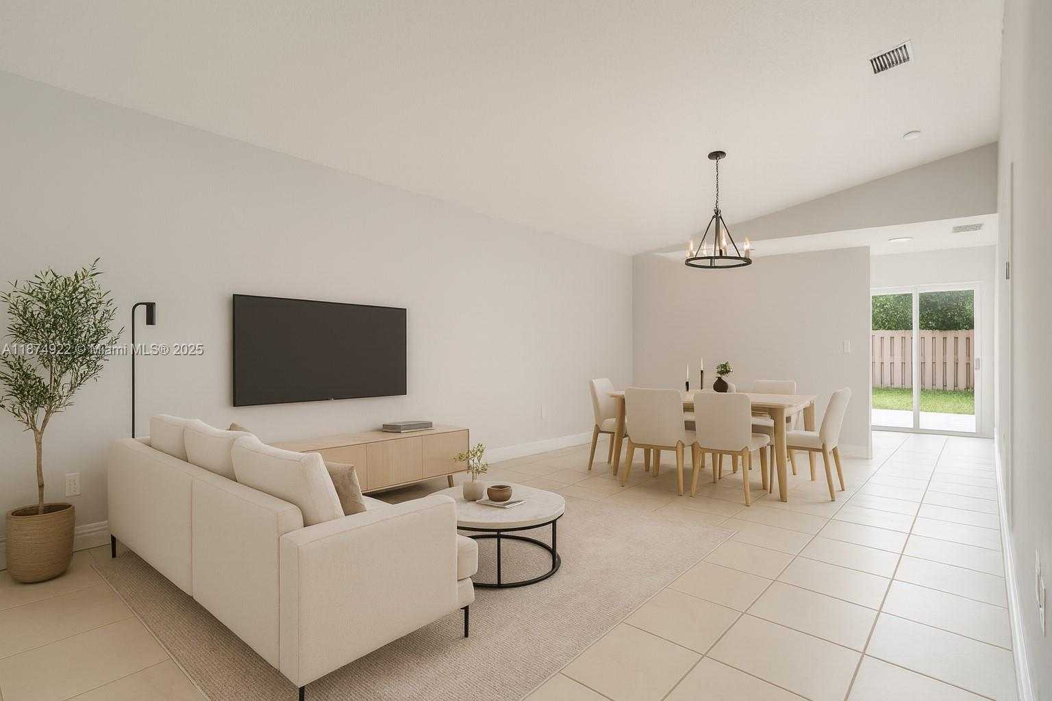 Small Image of 21472 SOUTH WEST 87TH PL, Cutler Bay Number 3