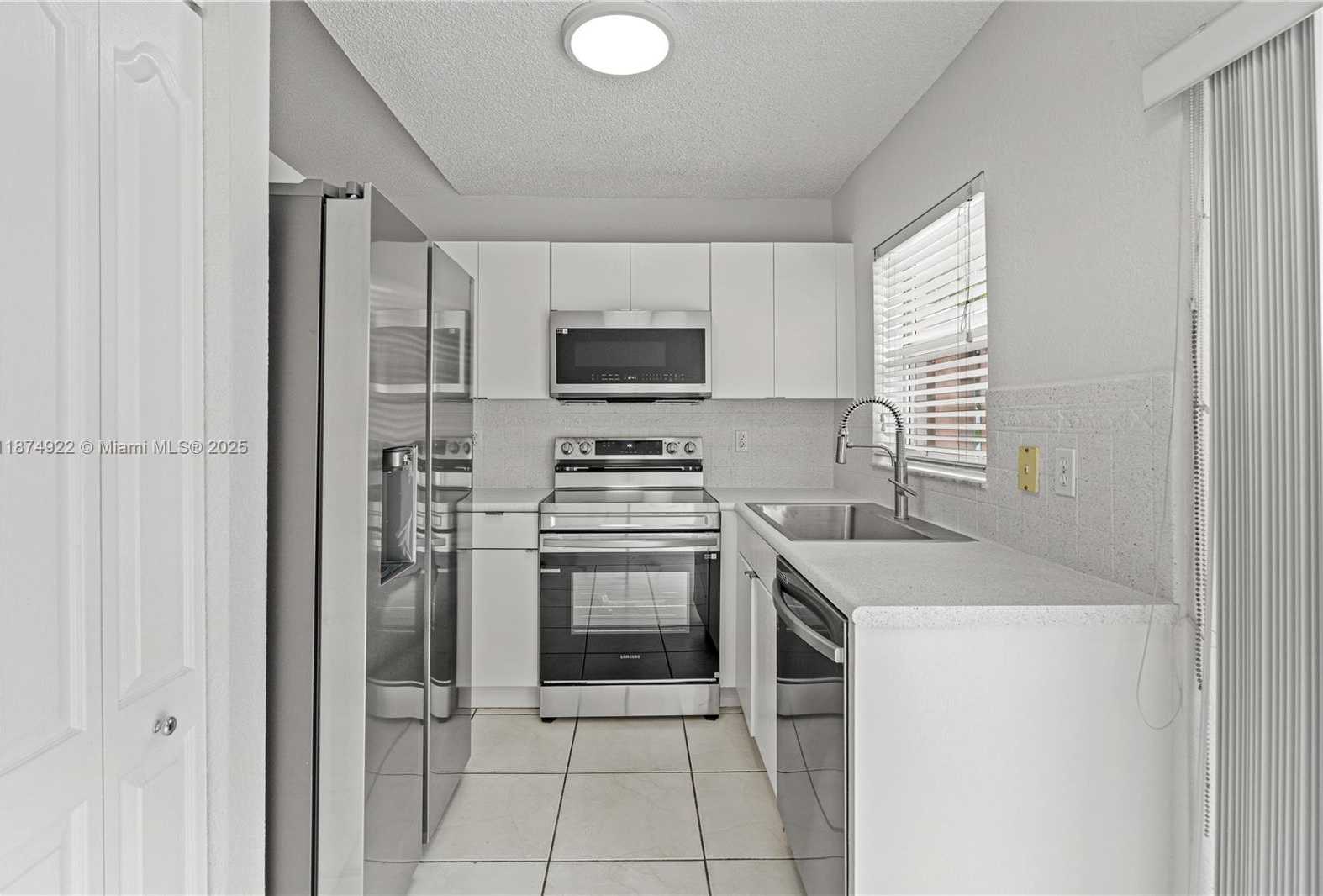 Small Image of 21472 SOUTH WEST 87TH PL, Cutler Bay Number 5