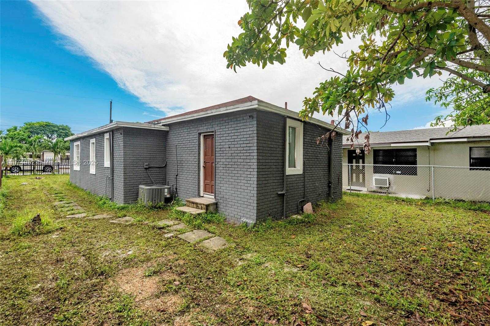 Small Image of 721 NORTH WEST 6TH ST, Hallandale Beach Number 21