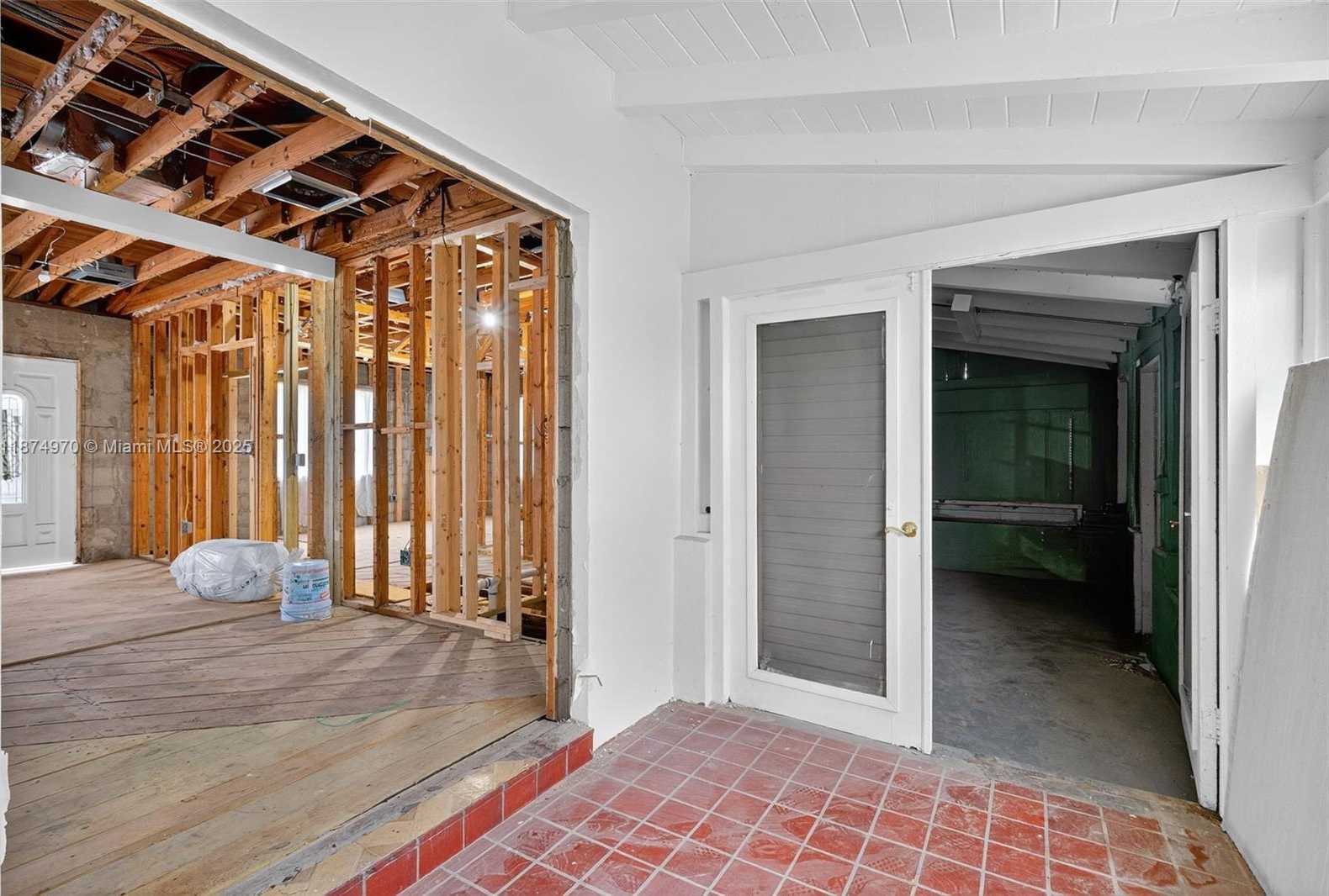 Small Image of 2850 NORTH WEST 4TH ST, Miami Number 12