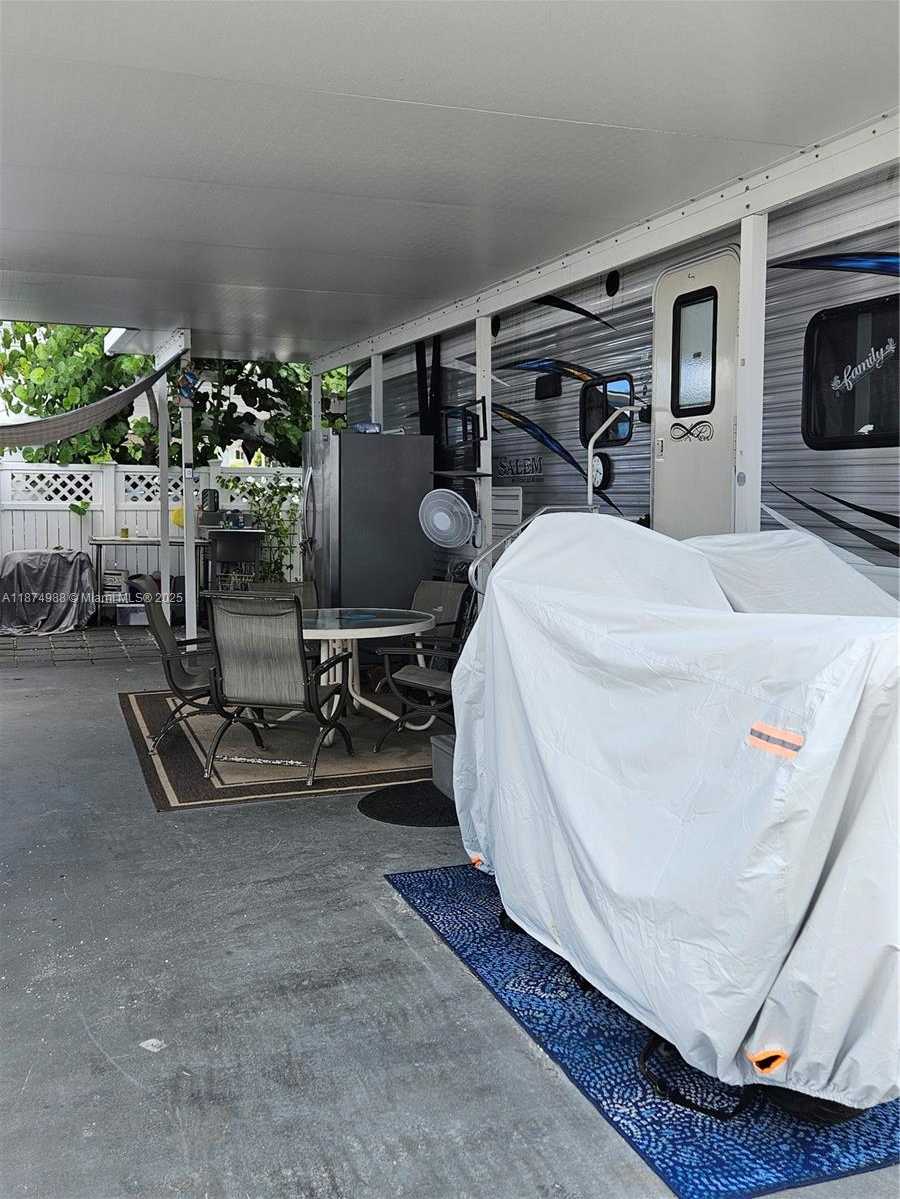 Small Image of 325 CALUSA ST #259, Key Largo Number 2