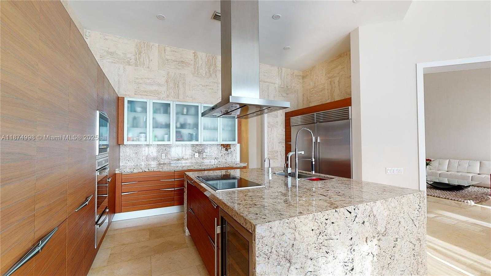 Small Image of 1486 COMMODORE WAY, Hollywood Number 4