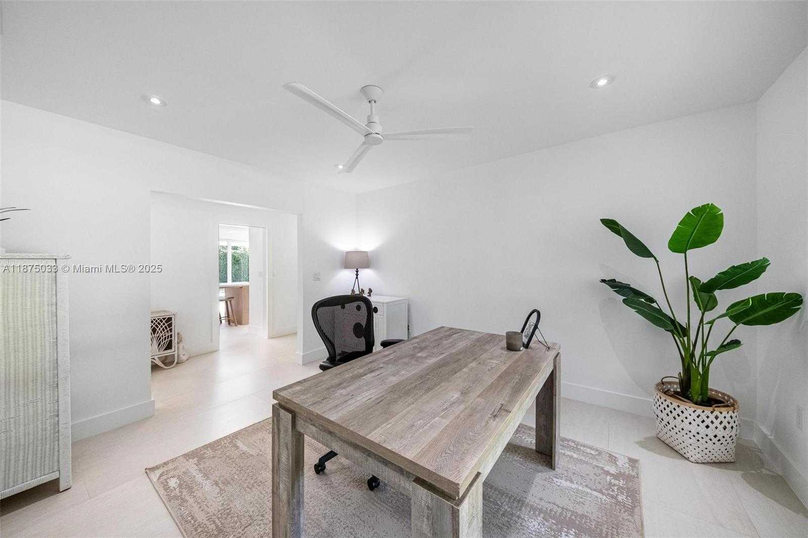 Small Image of 12205 SOUTH WEST 69TH PL, Pinecrest Number 24
