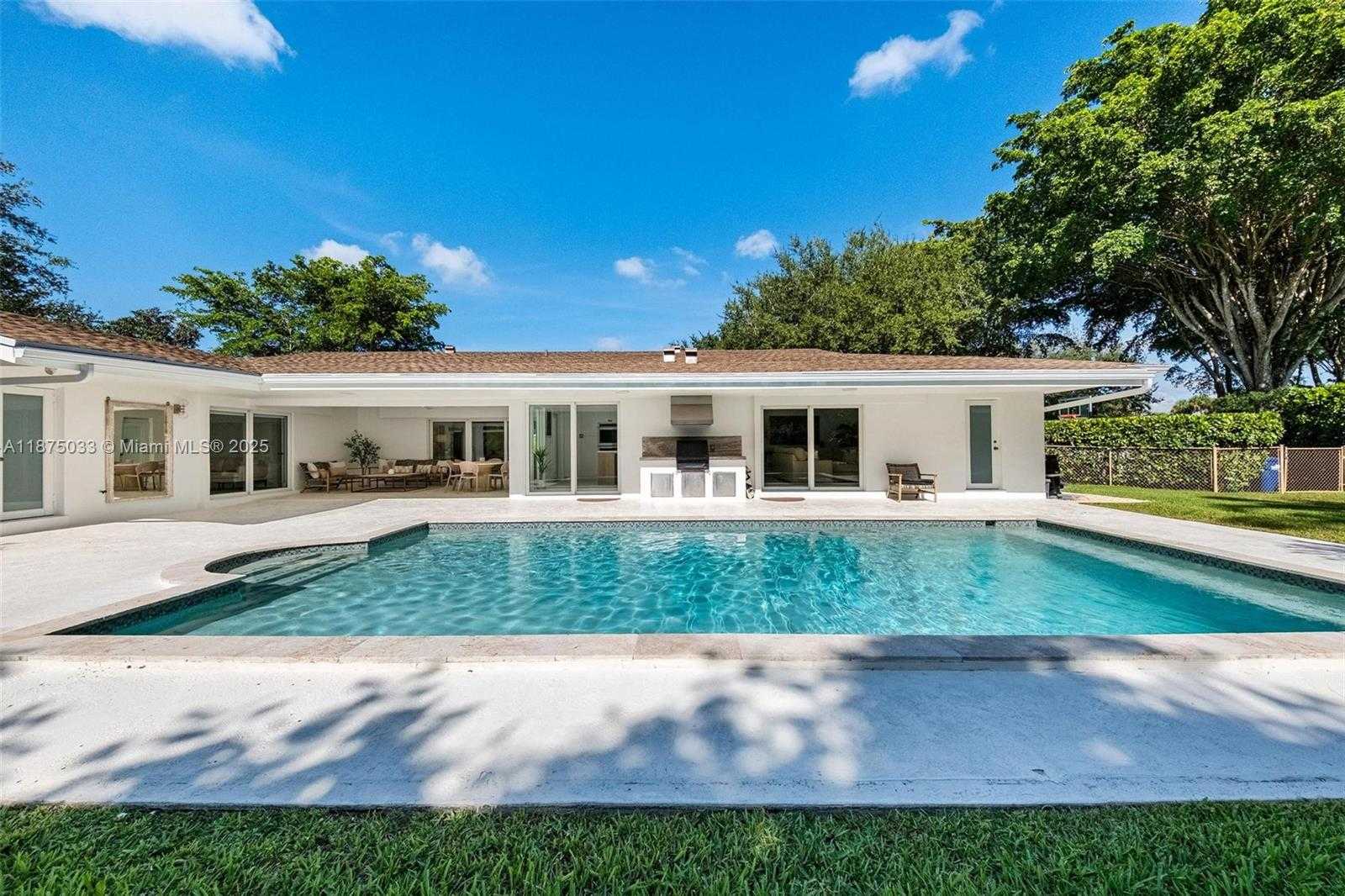 Small Image of 12205 SOUTH WEST 69TH PL, Pinecrest Number 49