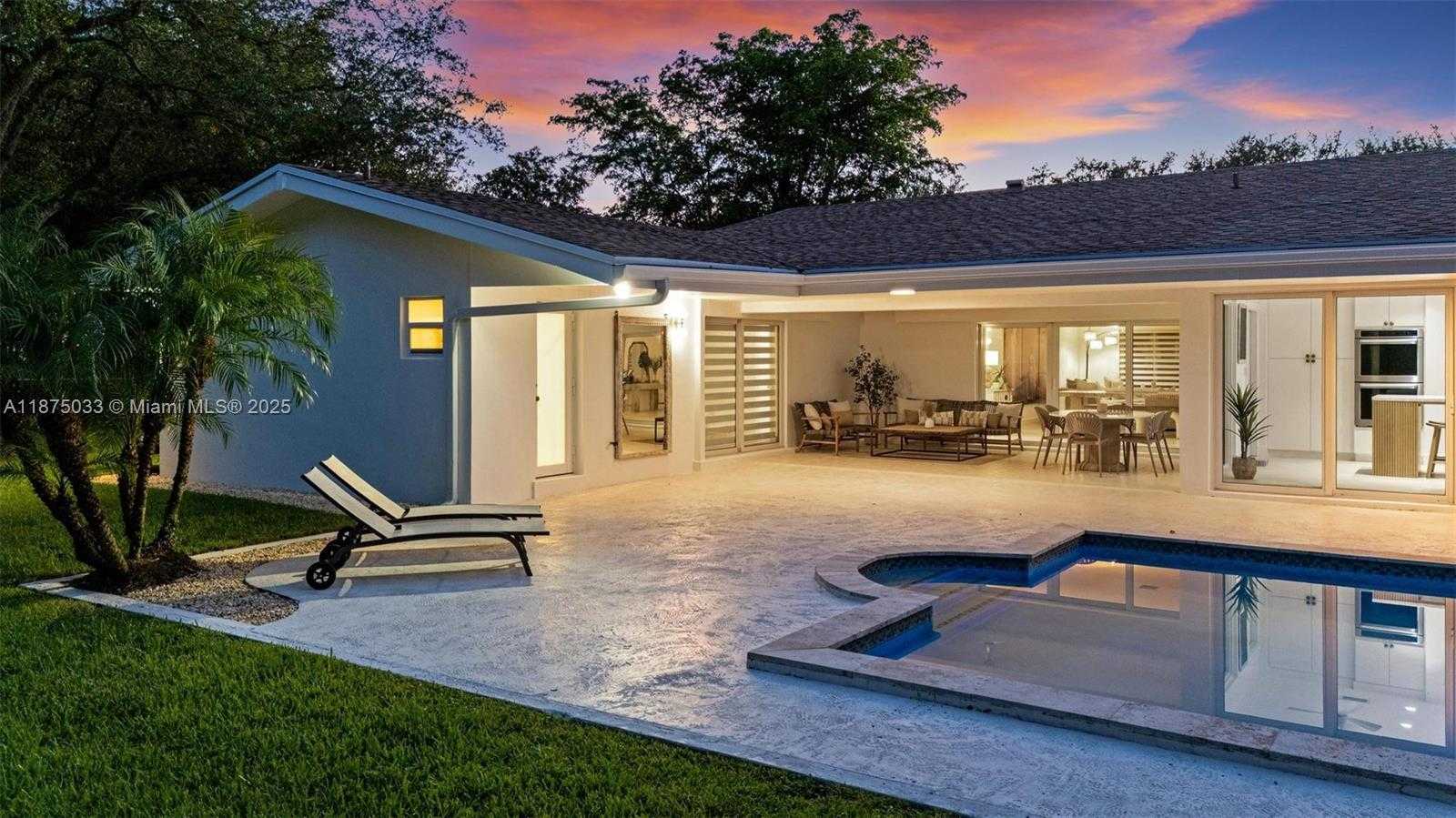 Small Image of 12205 SOUTH WEST 69TH PL, Pinecrest Number 58