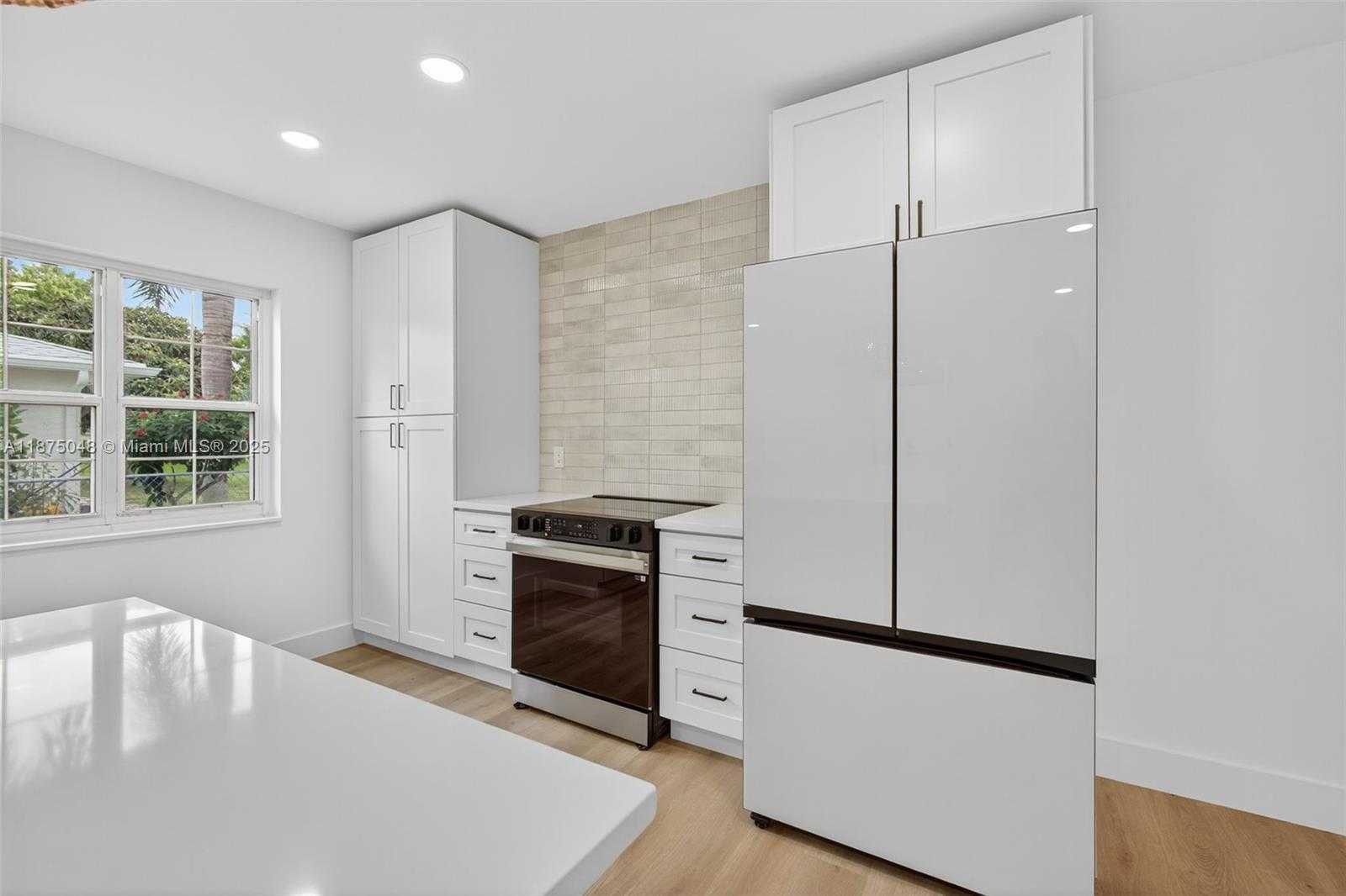 Small Image of 2221 SOUTH EAST SIDONIA ST, Port St. Lucie Number 15
