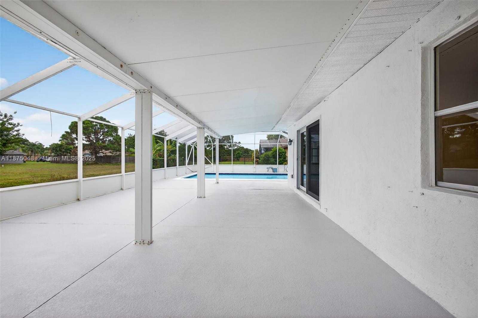 Small Image of 2221 SOUTH EAST SIDONIA ST, Port St. Lucie Number 48