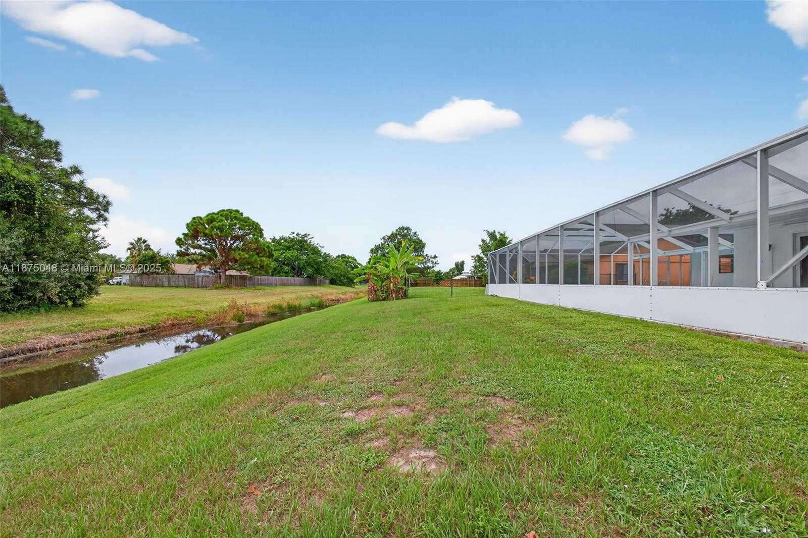 Small Image of 2221 SOUTH EAST SIDONIA ST, Port St. Lucie Number 53