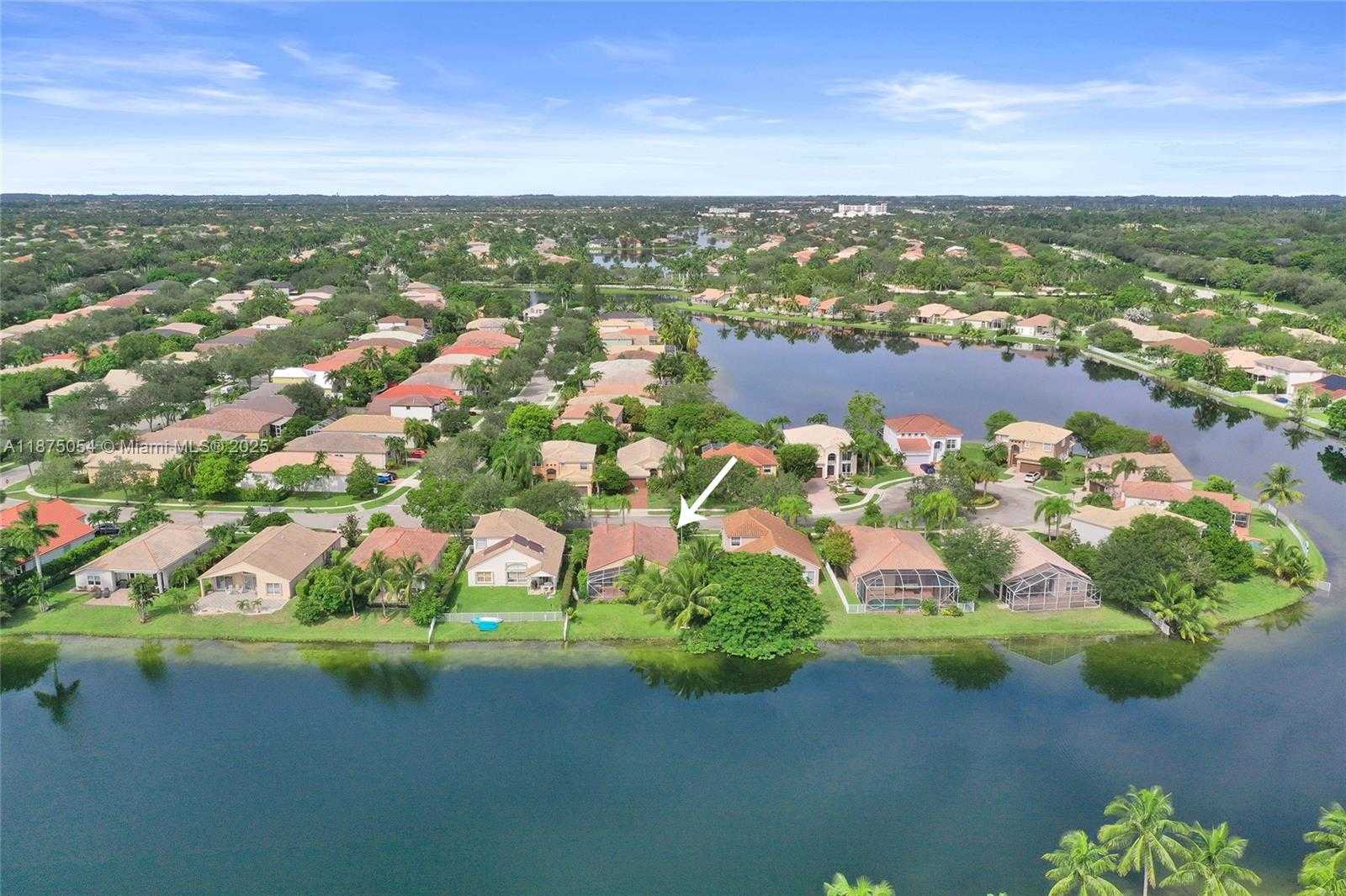 Small Image of 1947 NORTH WEST 130TH AVE, Pembroke Pines Number 12