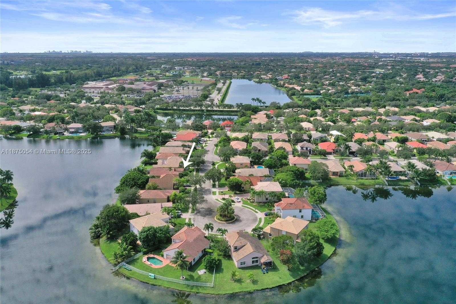 Small Image of 1947 NORTH WEST 130TH AVE, Pembroke Pines Number 17