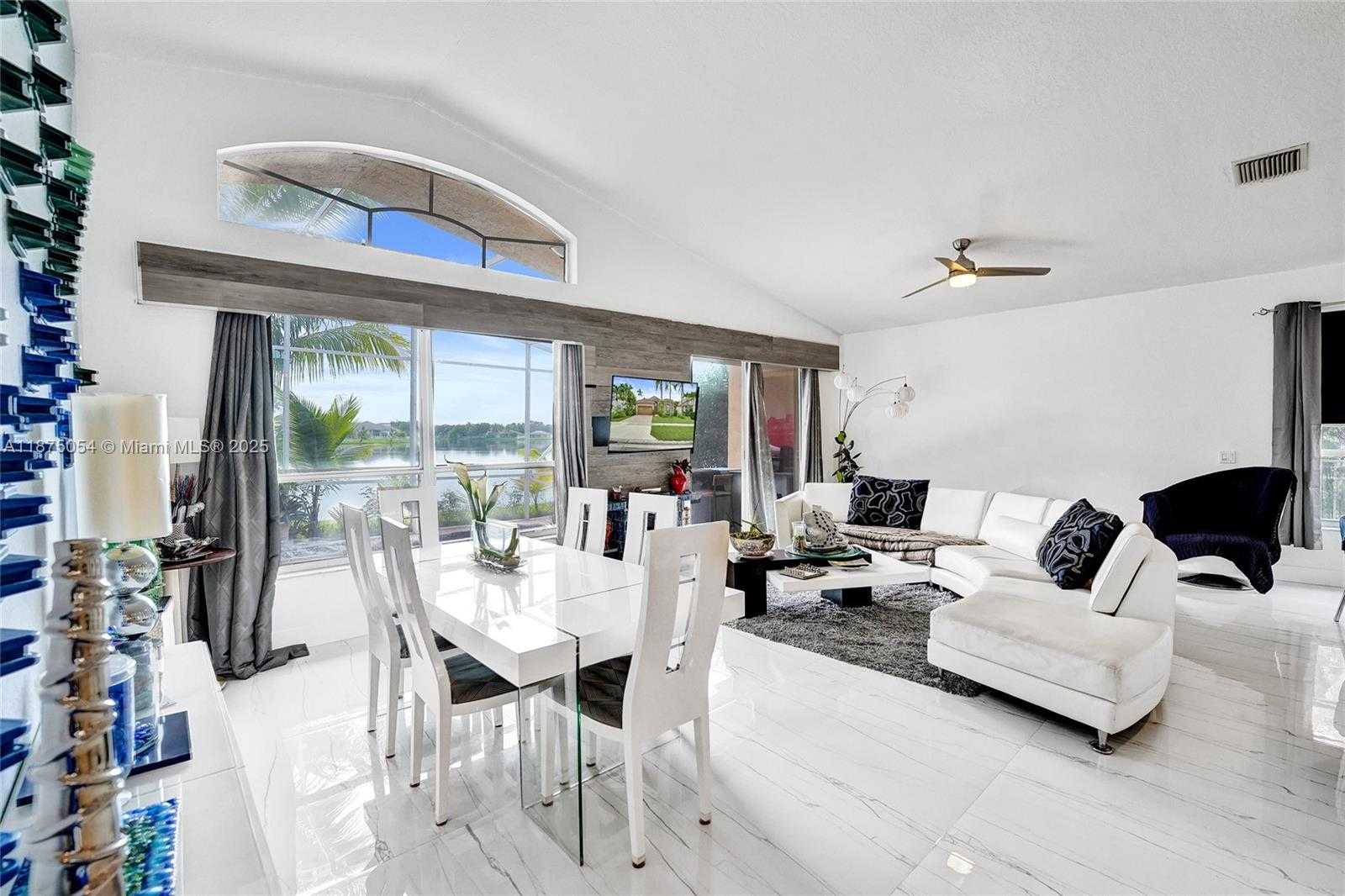 Small Image of 1947 NORTH WEST 130TH AVE, Pembroke Pines Number 35
