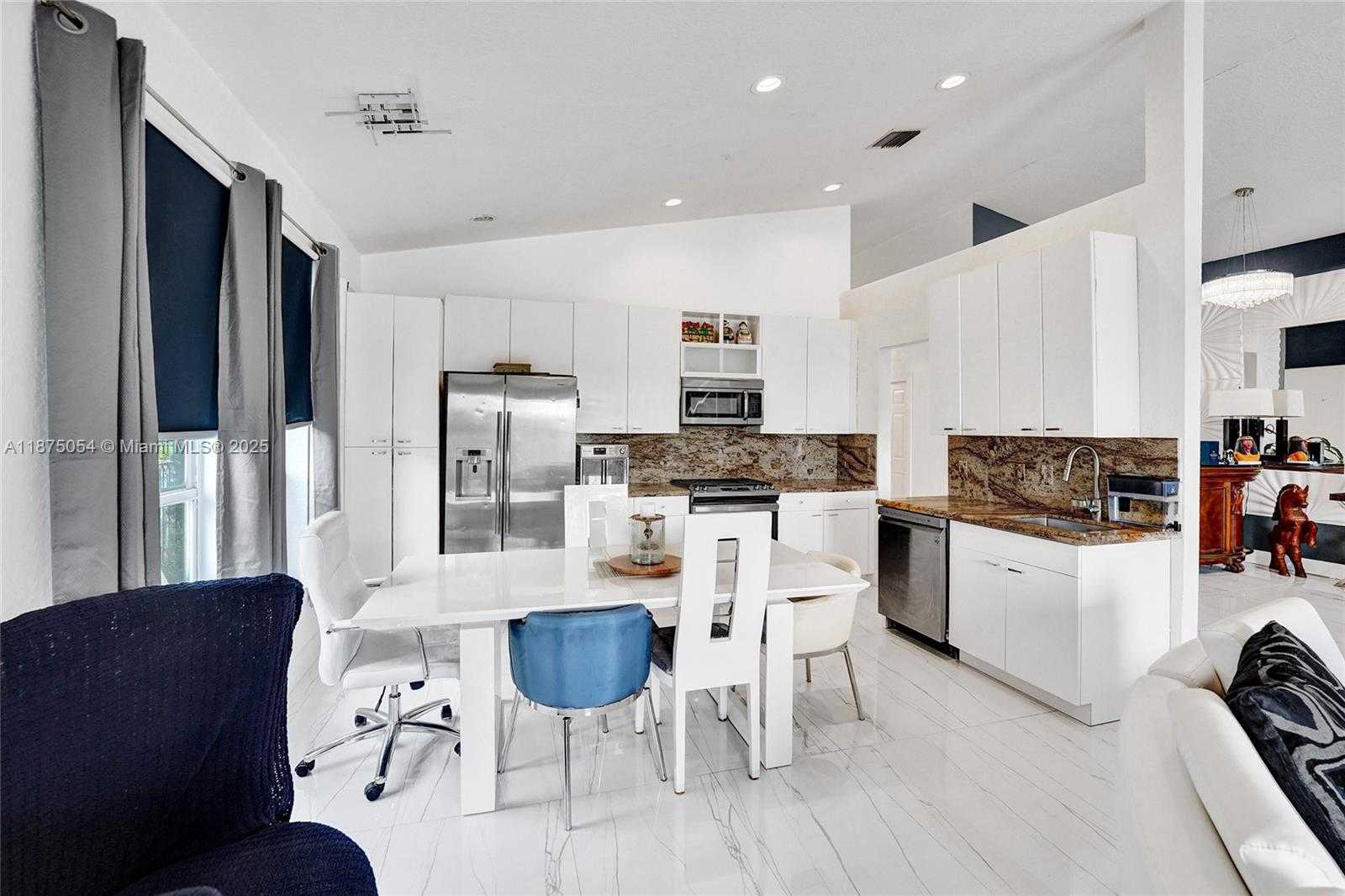 Small Image of 1947 NORTH WEST 130TH AVE, Pembroke Pines Number 41