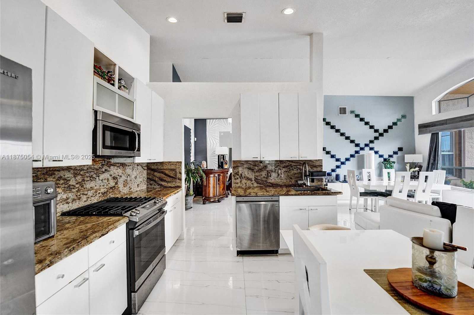 Small Image of 1947 NORTH WEST 130TH AVE, Pembroke Pines Number 52