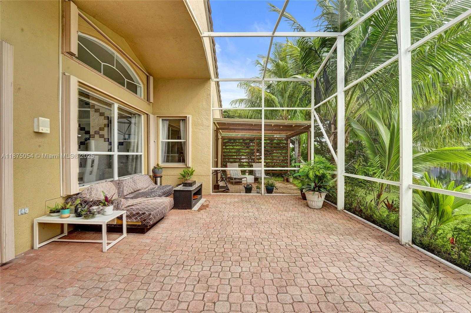 Small Image of 1947 NORTH WEST 130TH AVE, Pembroke Pines Number 76