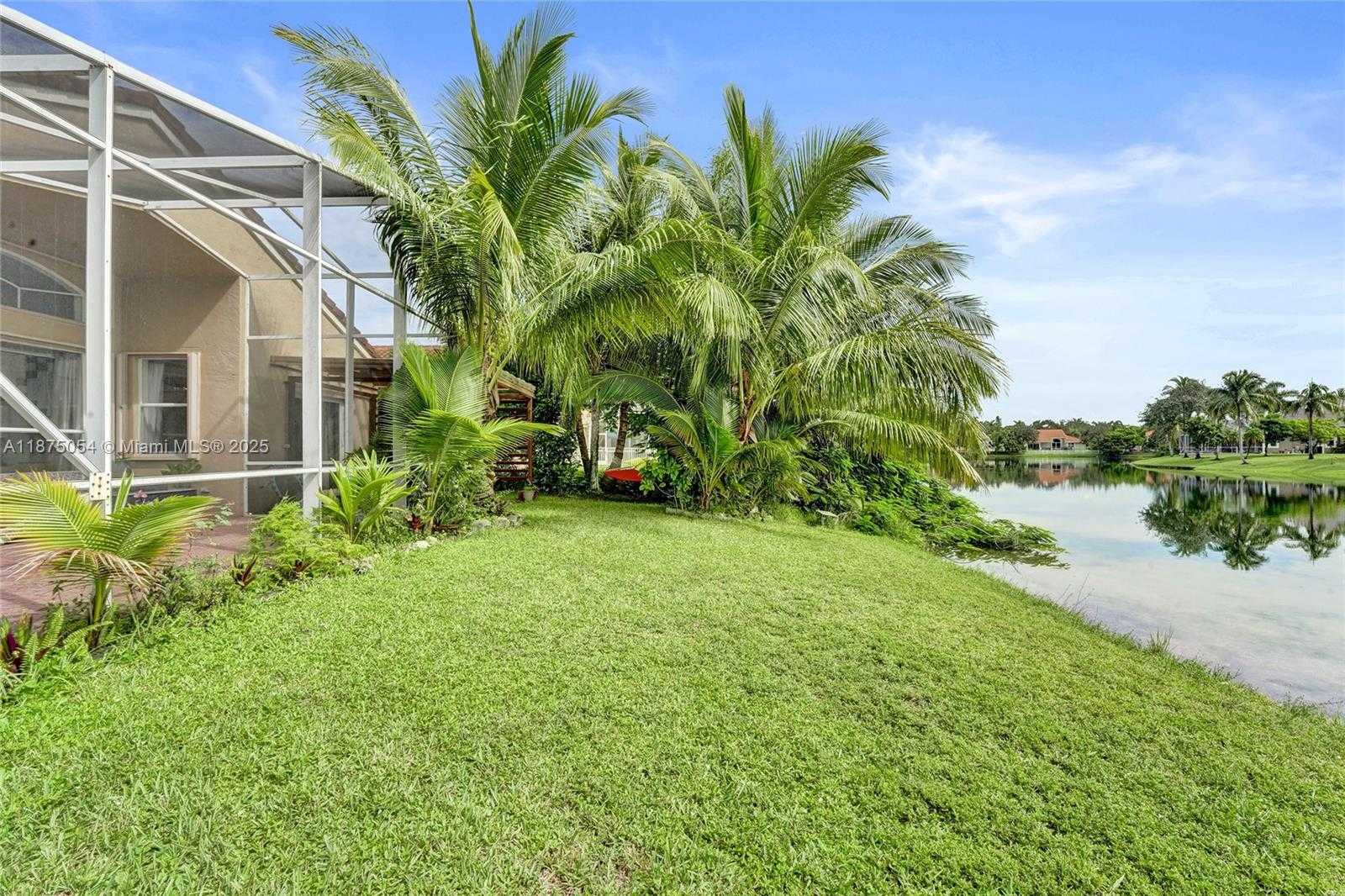 Small Image of 1947 NORTH WEST 130TH AVE, Pembroke Pines Number 78